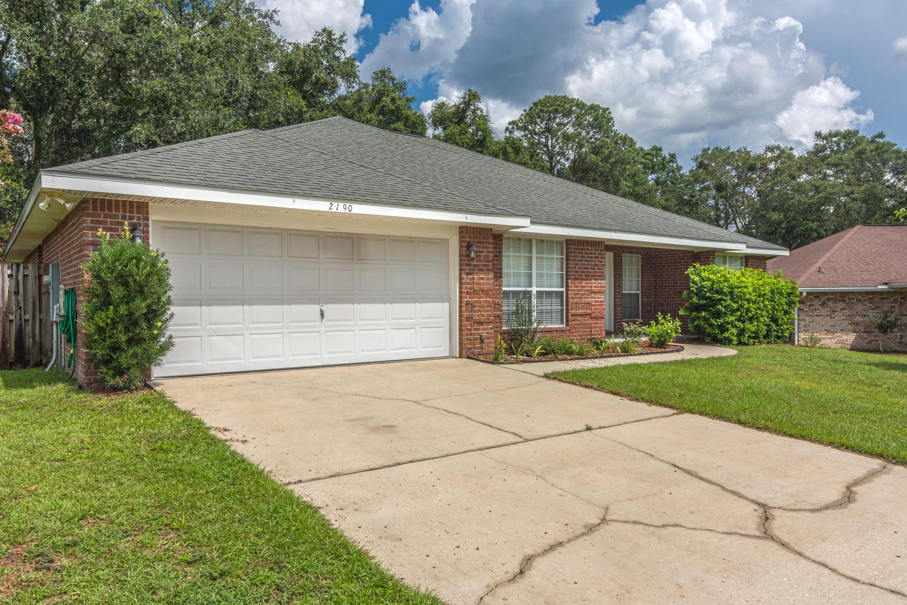 LEE FARMS PH I - Residential