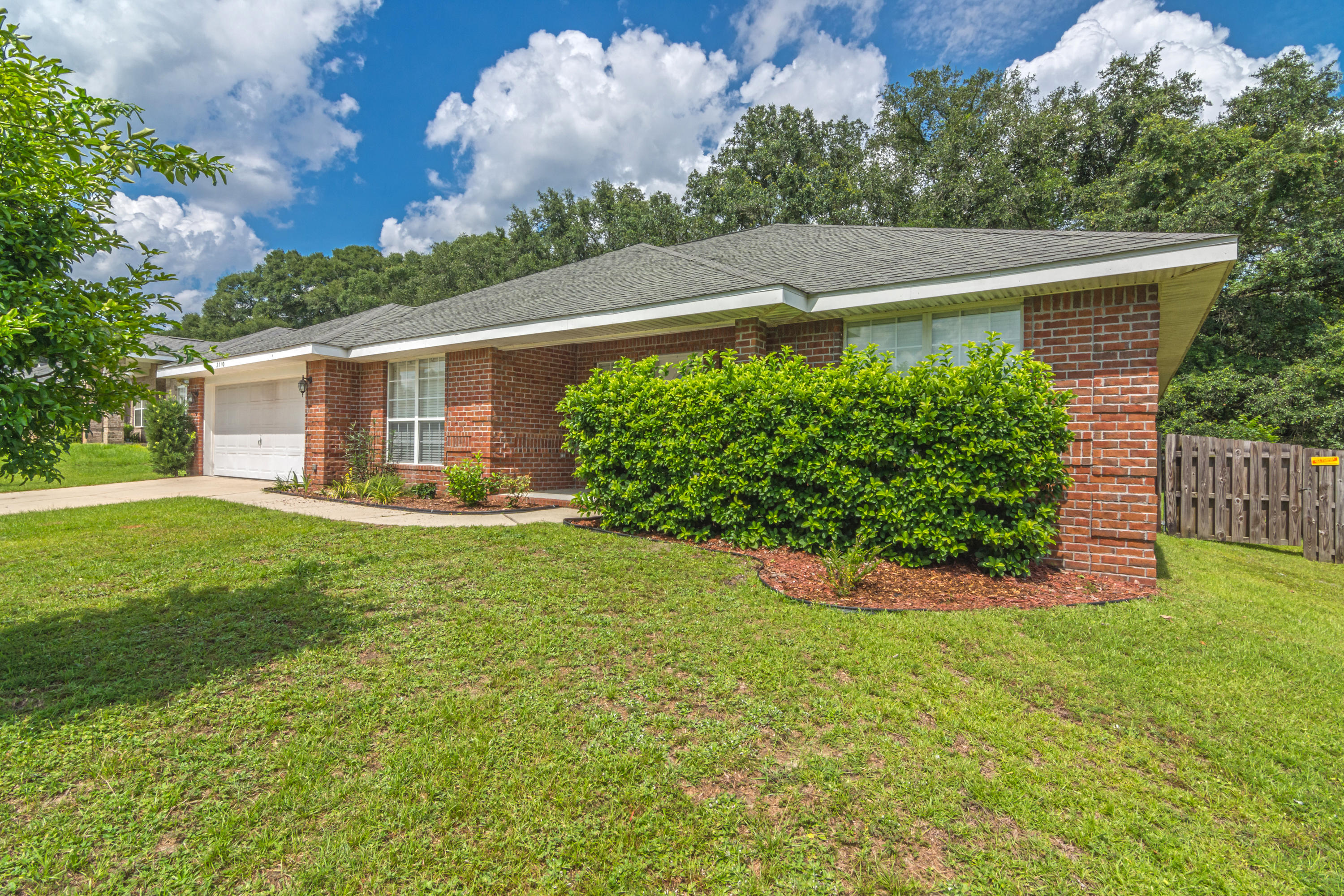 LEE FARMS PH I - Residential