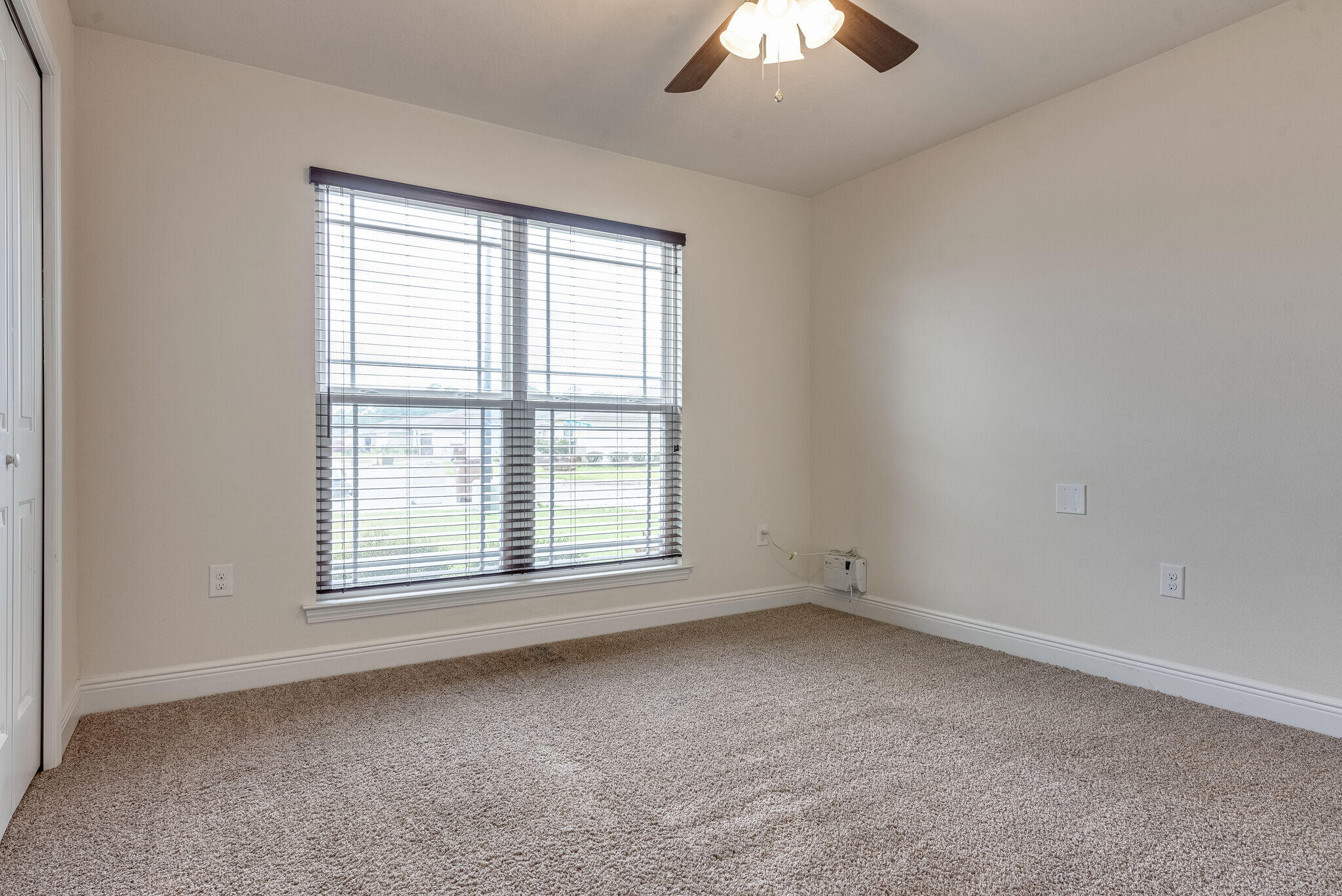 DUNCAN RIDGE - Residential Lease