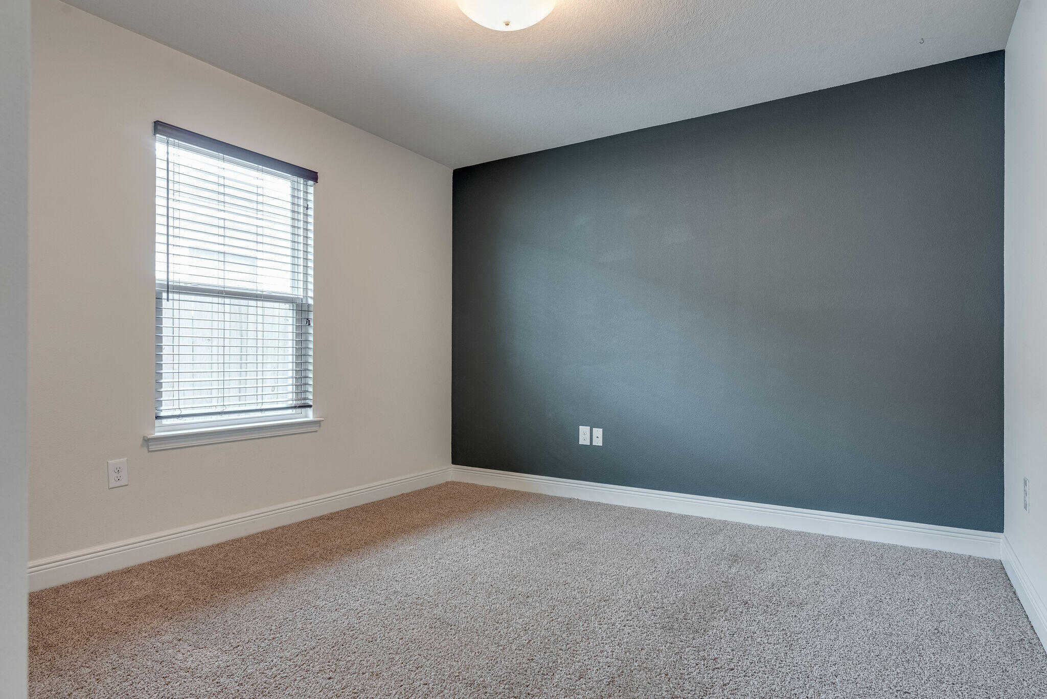 DUNCAN RIDGE - Residential Lease
