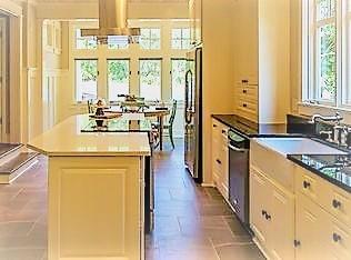 BEACH HIGHLANDS - Residential