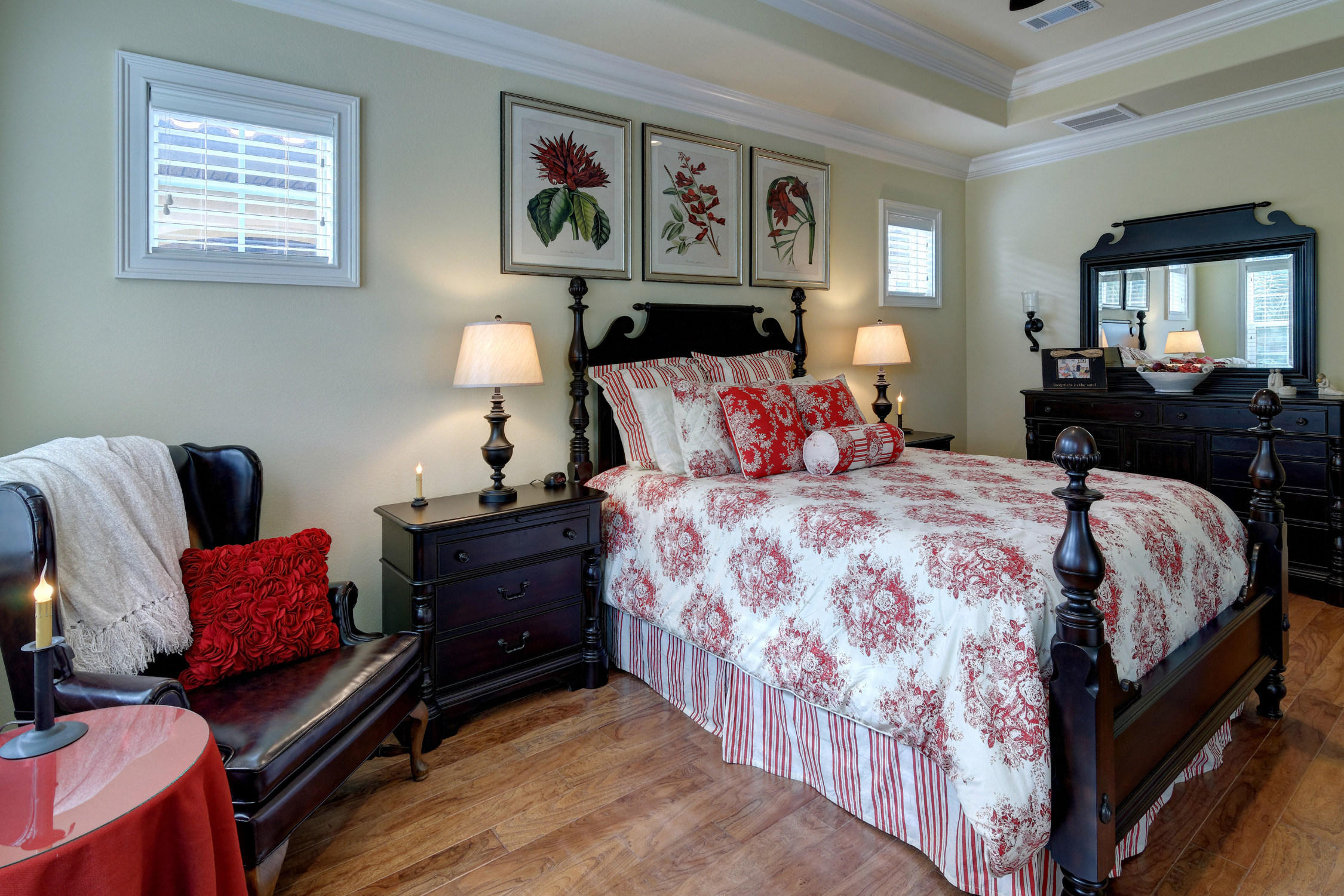 VILLA LAGO - Residential