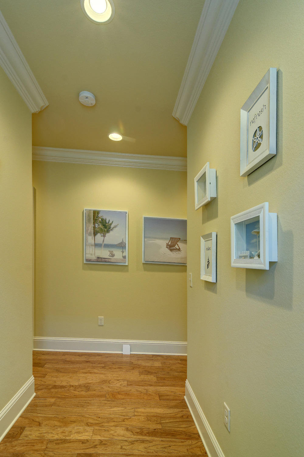 VILLA LAGO - Residential