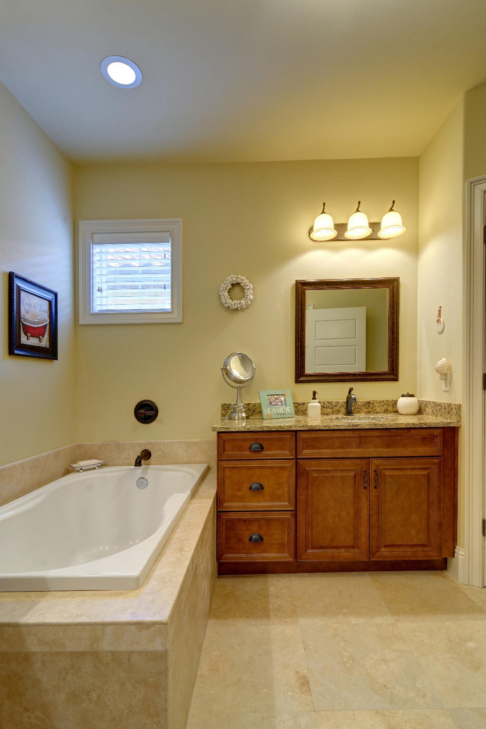 VILLA LAGO - Residential