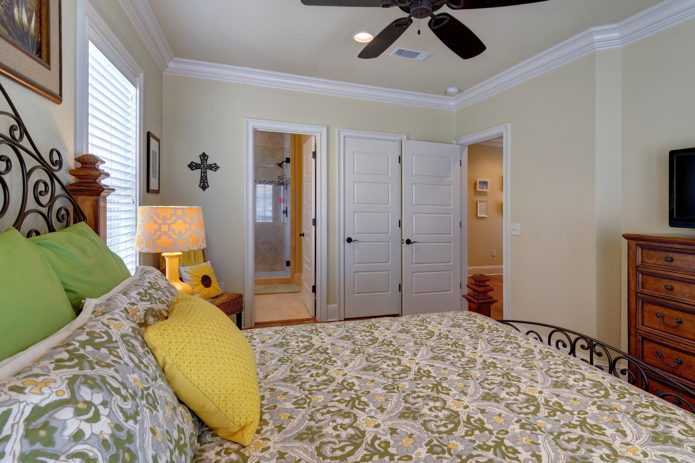 VILLA LAGO - Residential