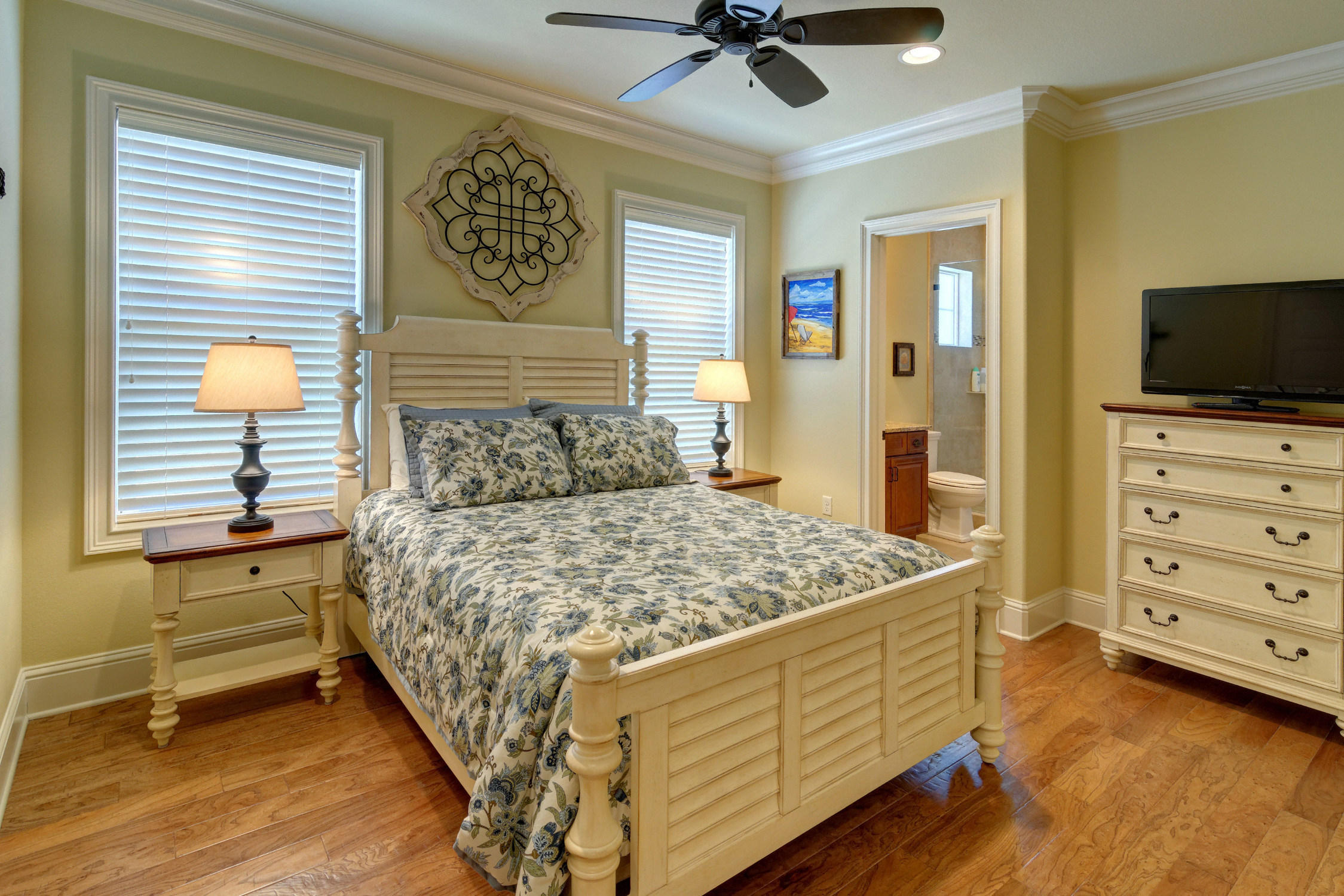 VILLA LAGO - Residential