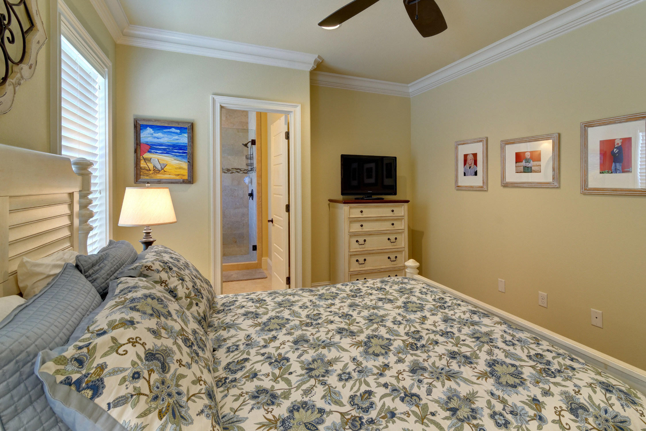 VILLA LAGO - Residential