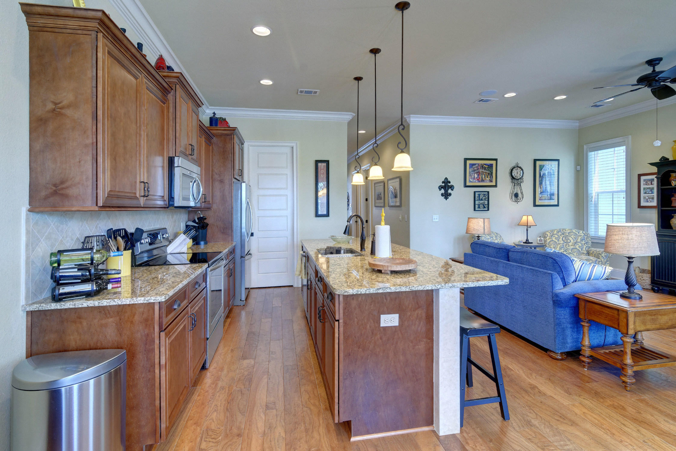 VILLA LAGO - Residential