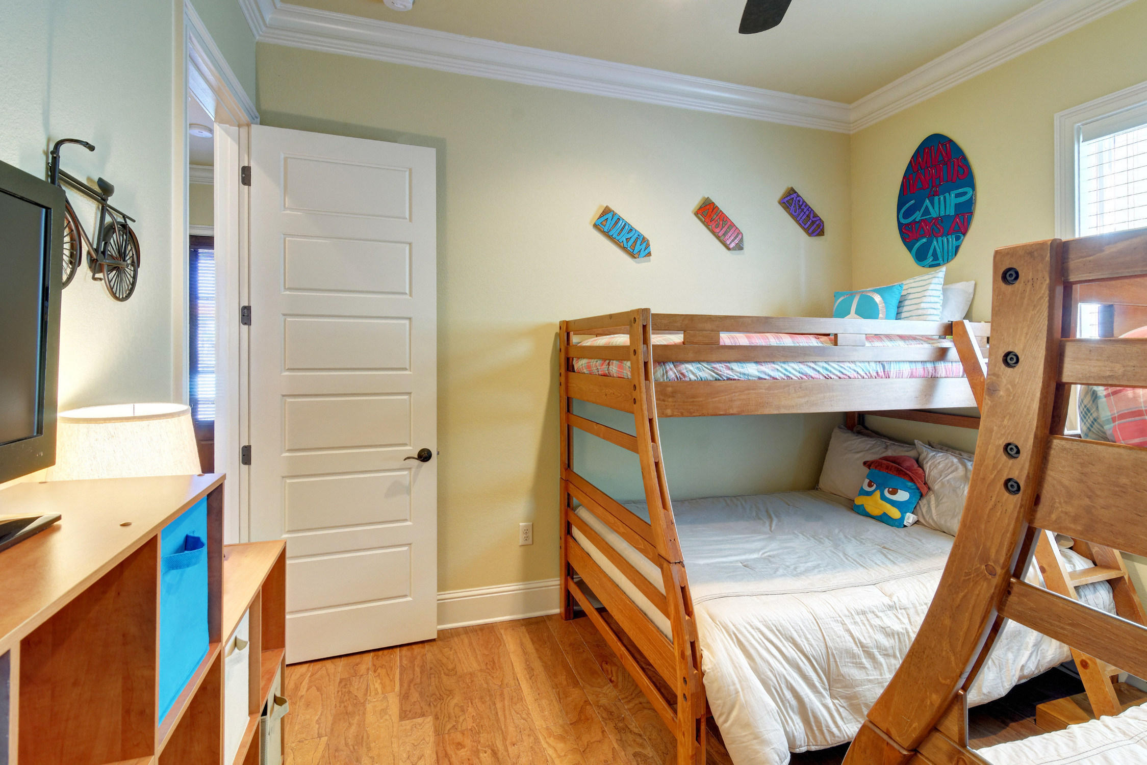 VILLA LAGO - Residential