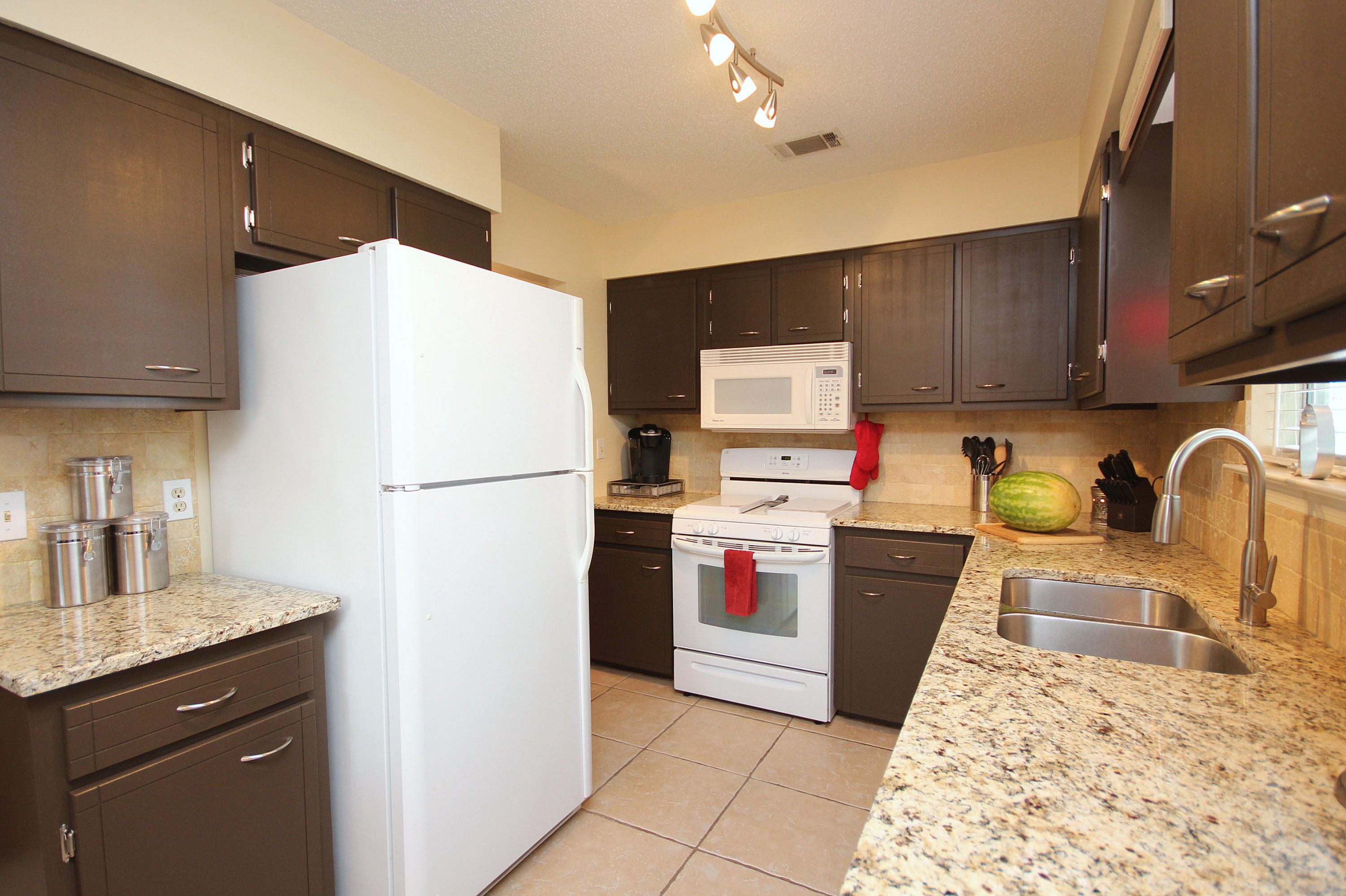 BLUE PINE VILLAGE PH 1 - Residential