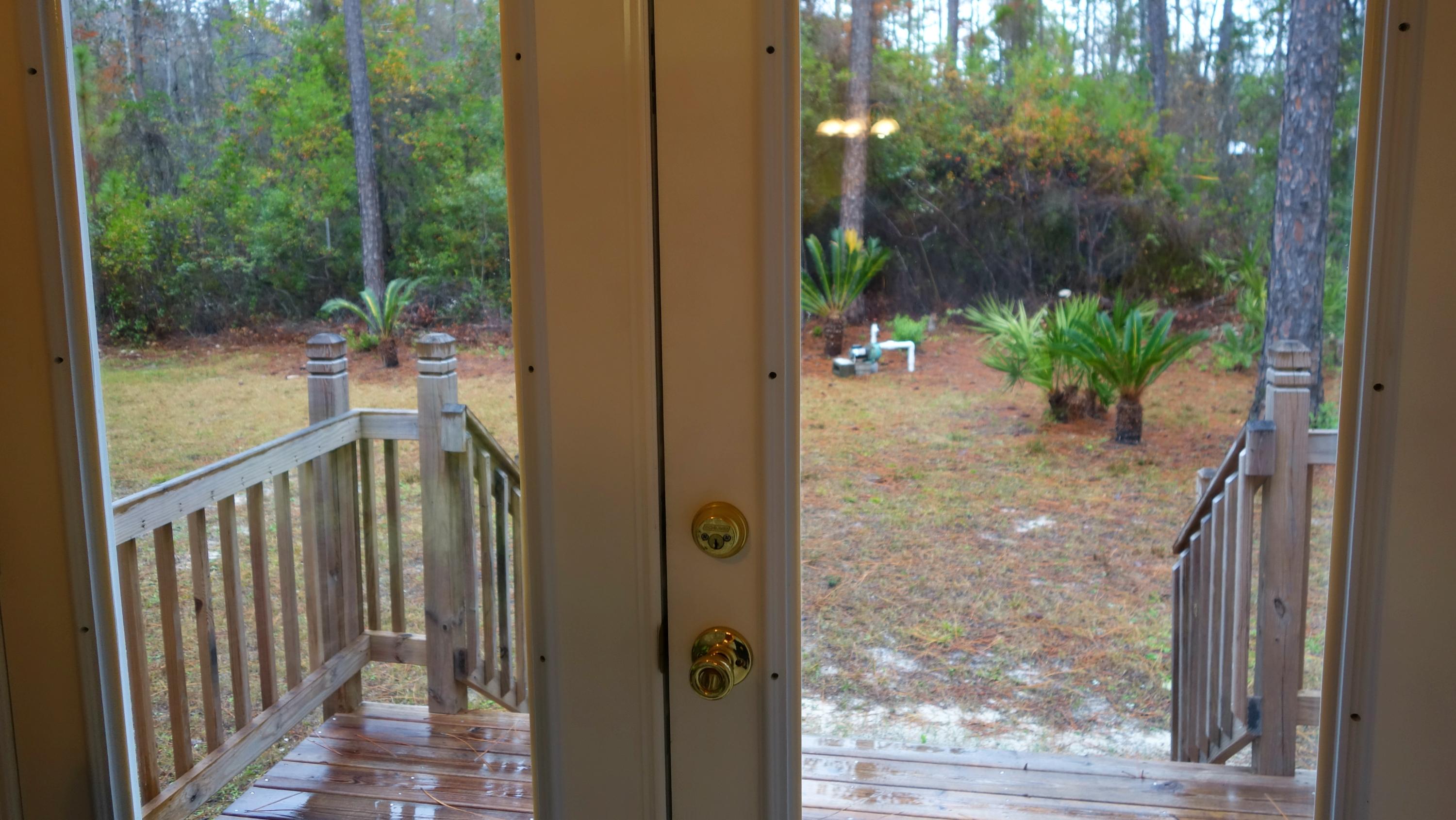 MAGNOLIA BEACH - Residential Lease