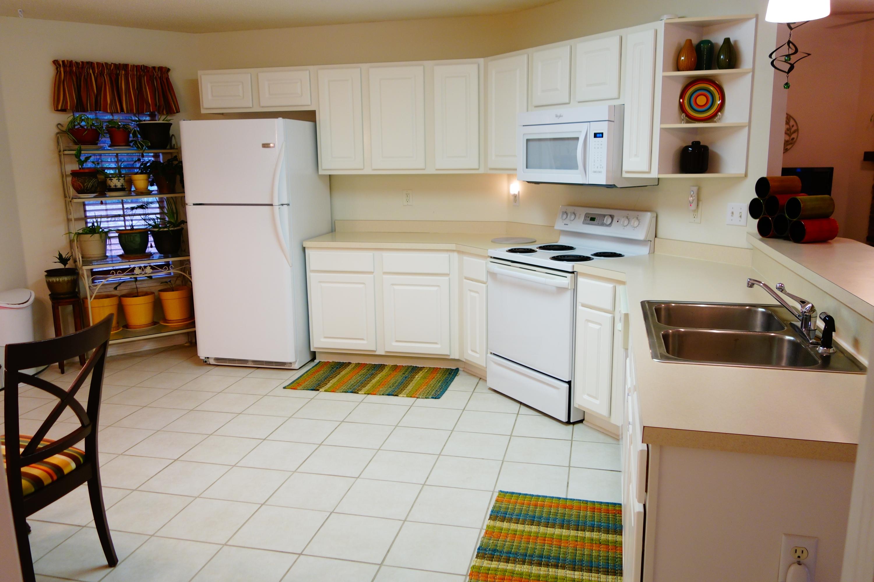 MAGNOLIA BEACH - Residential Lease