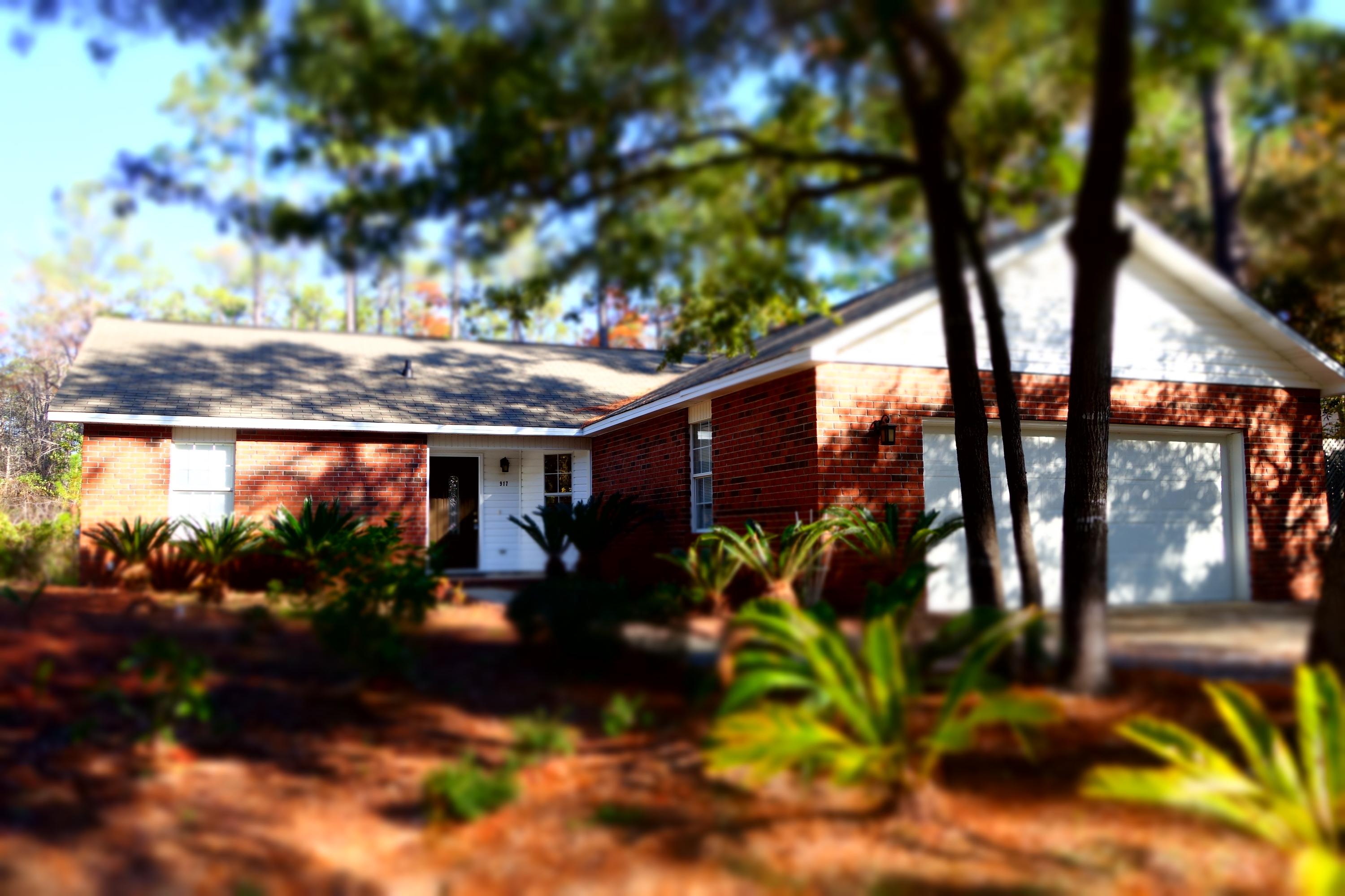 MAGNOLIA BEACH - Residential Lease