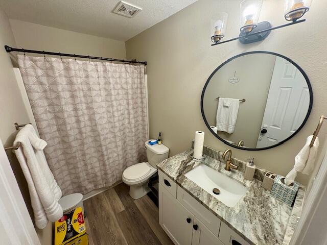 WILDWOOD ESTATES - Residential Lease