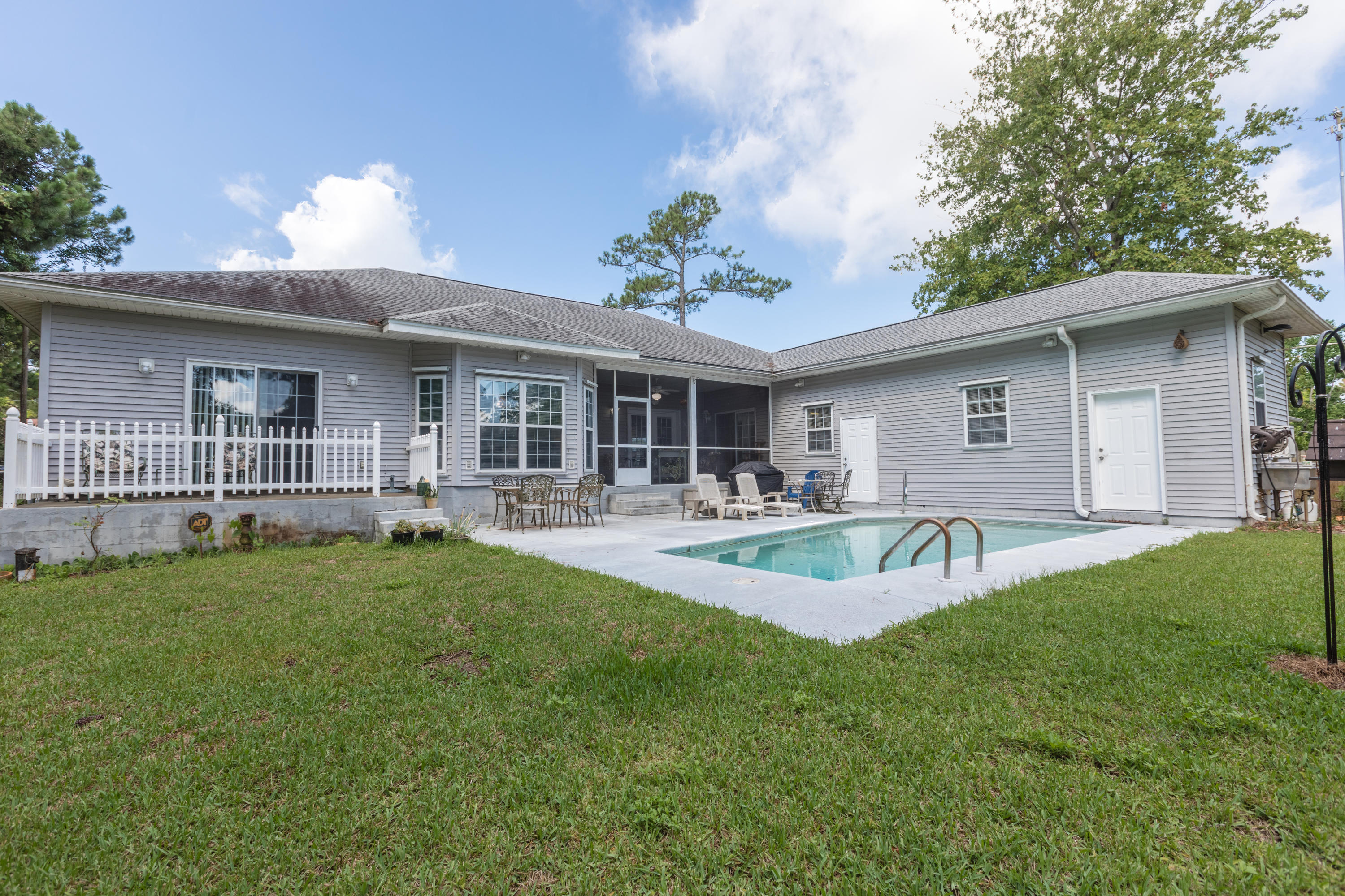 HOLIDAY SHORES ESTATES 3RD ADDN - Residential