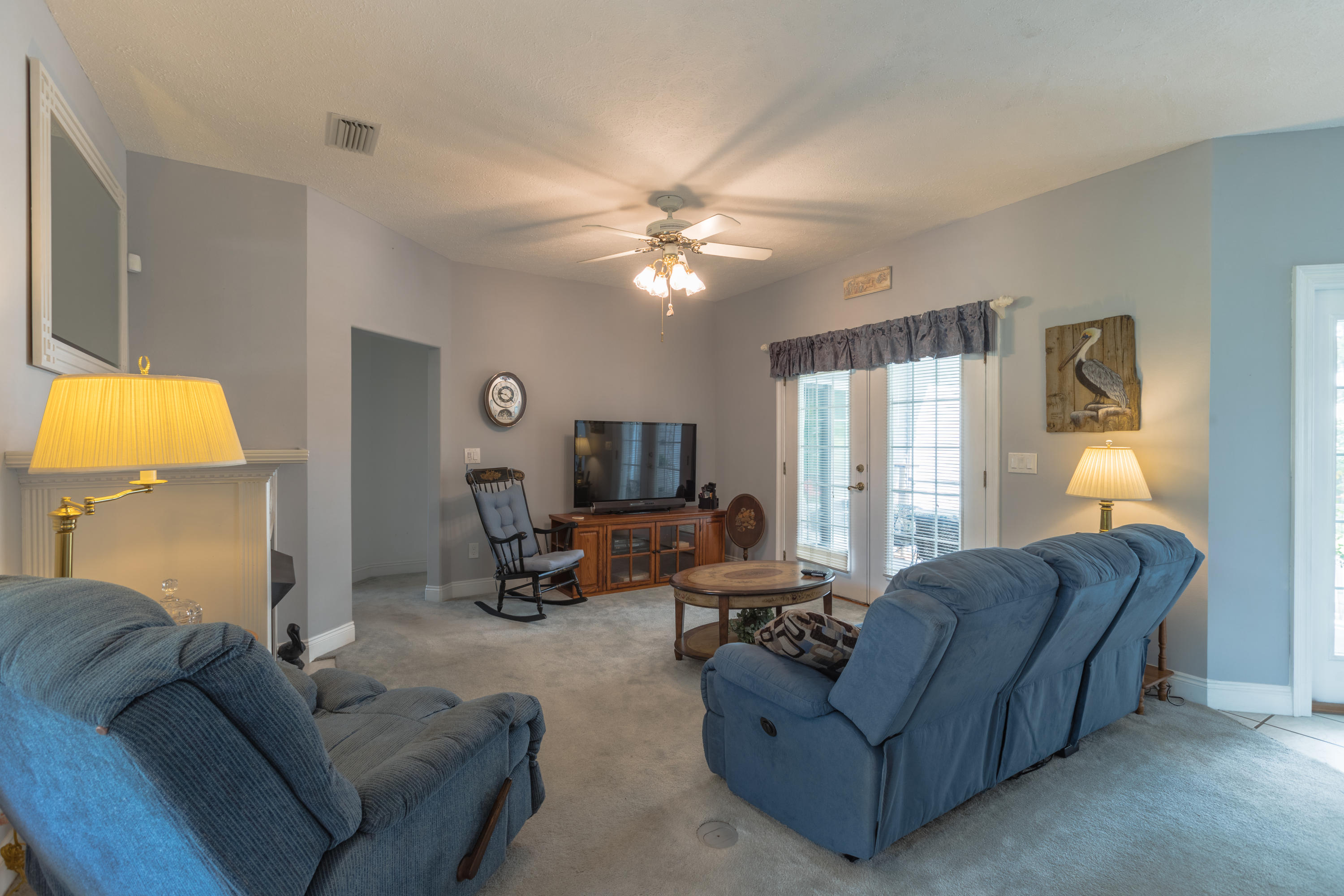 HOLIDAY SHORES ESTATES 3RD ADDN - Residential