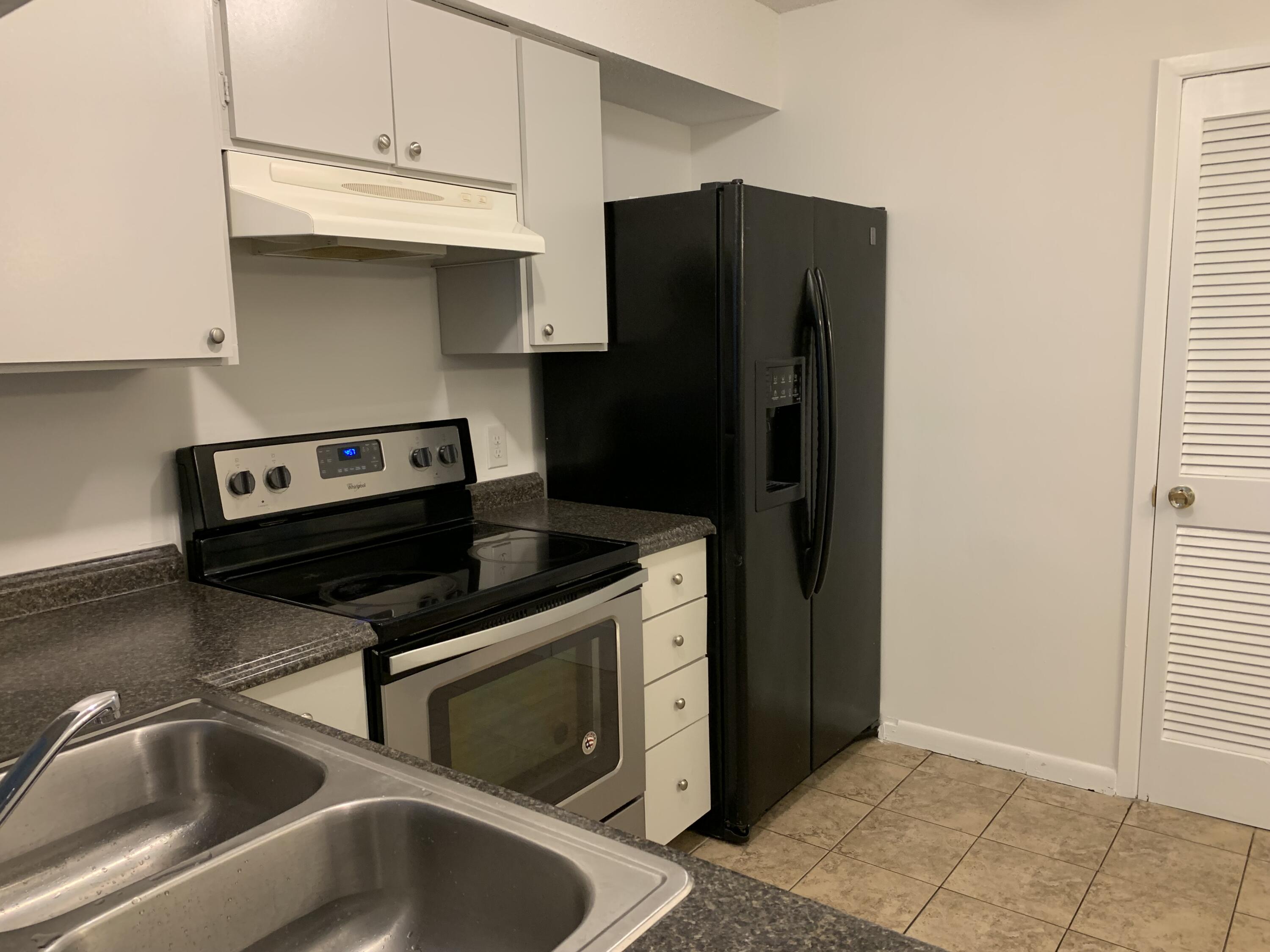 TYNER VILLAS - Residential