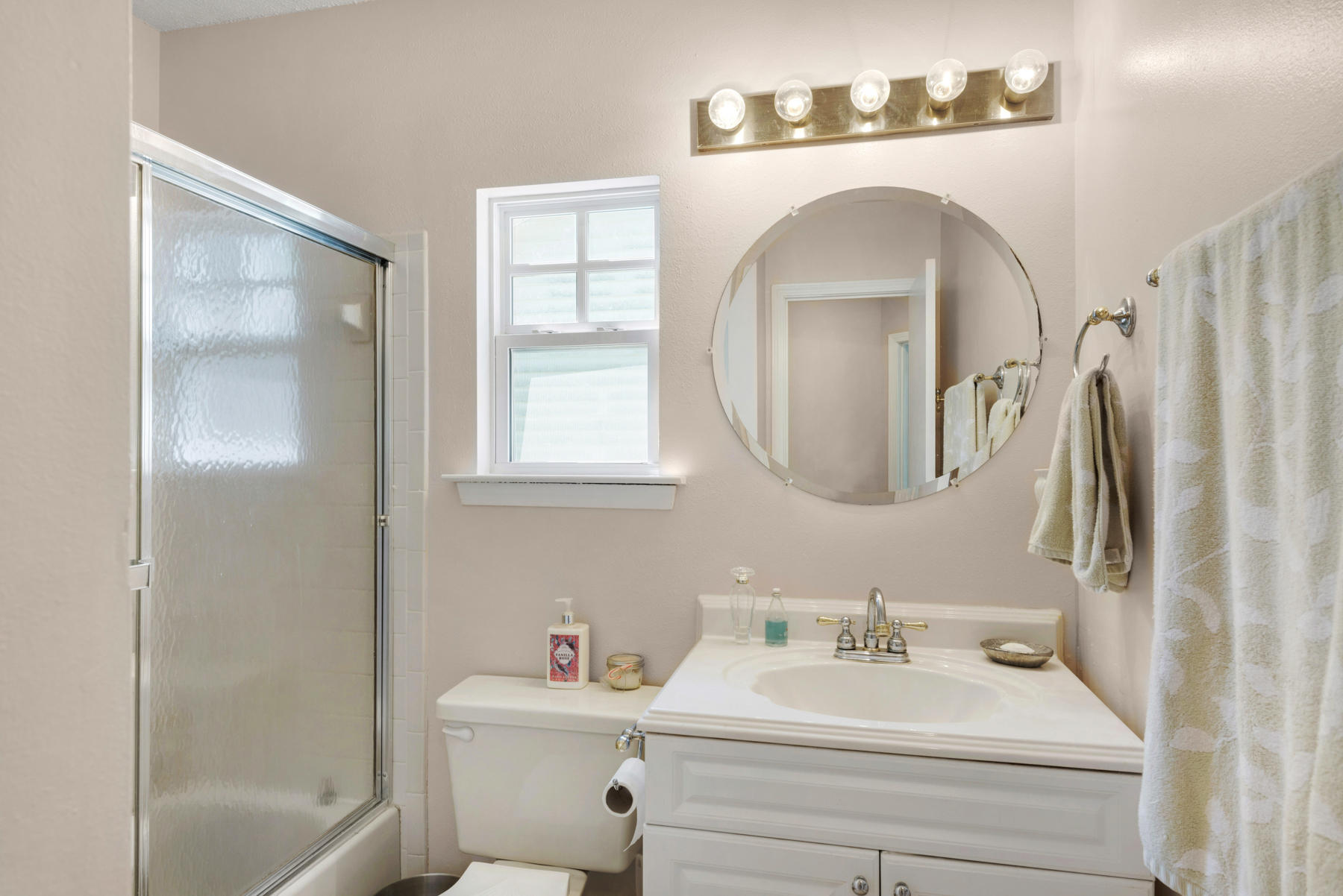 VALPARAISO PINECREST - Residential