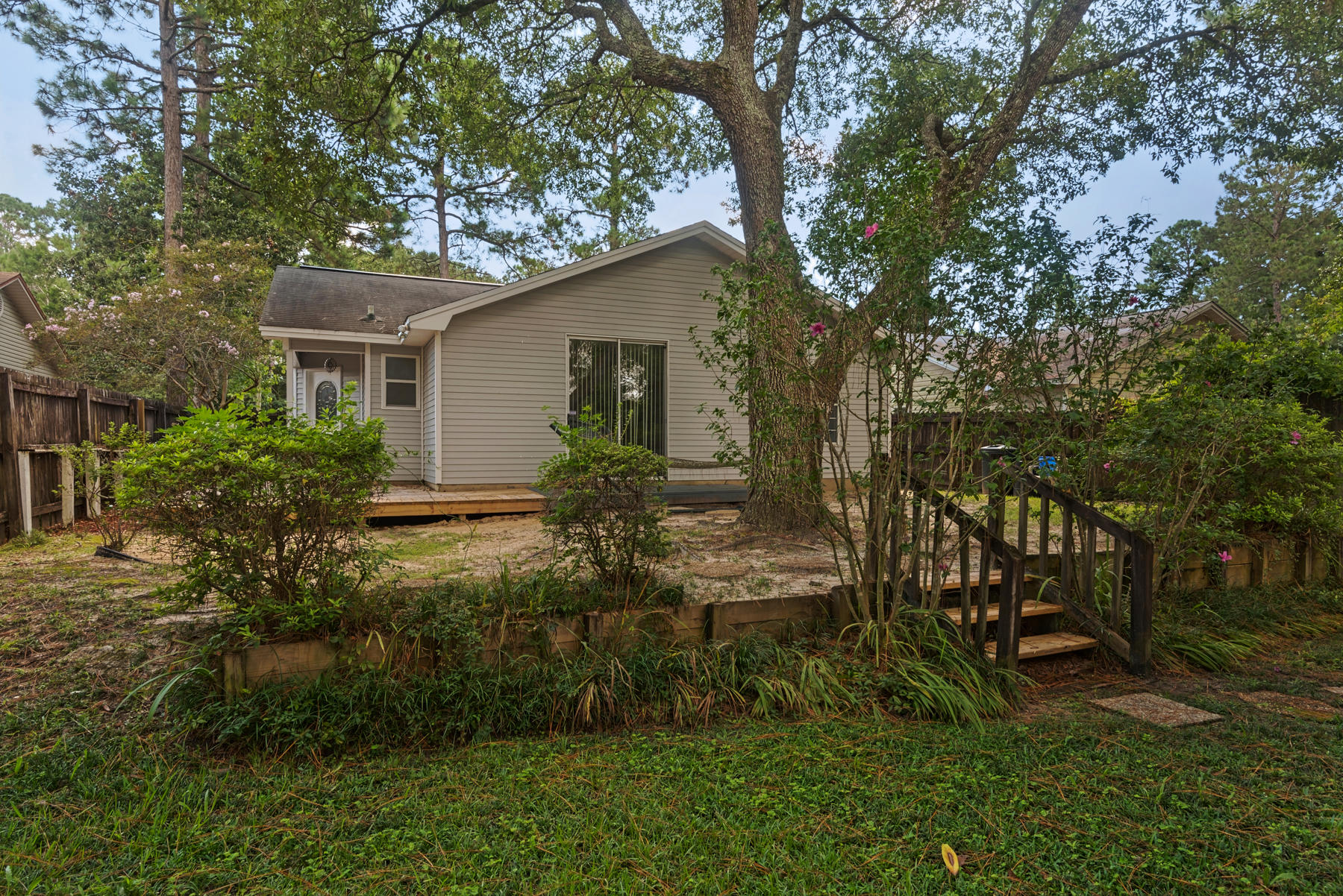 VALPARAISO PINECREST - Residential