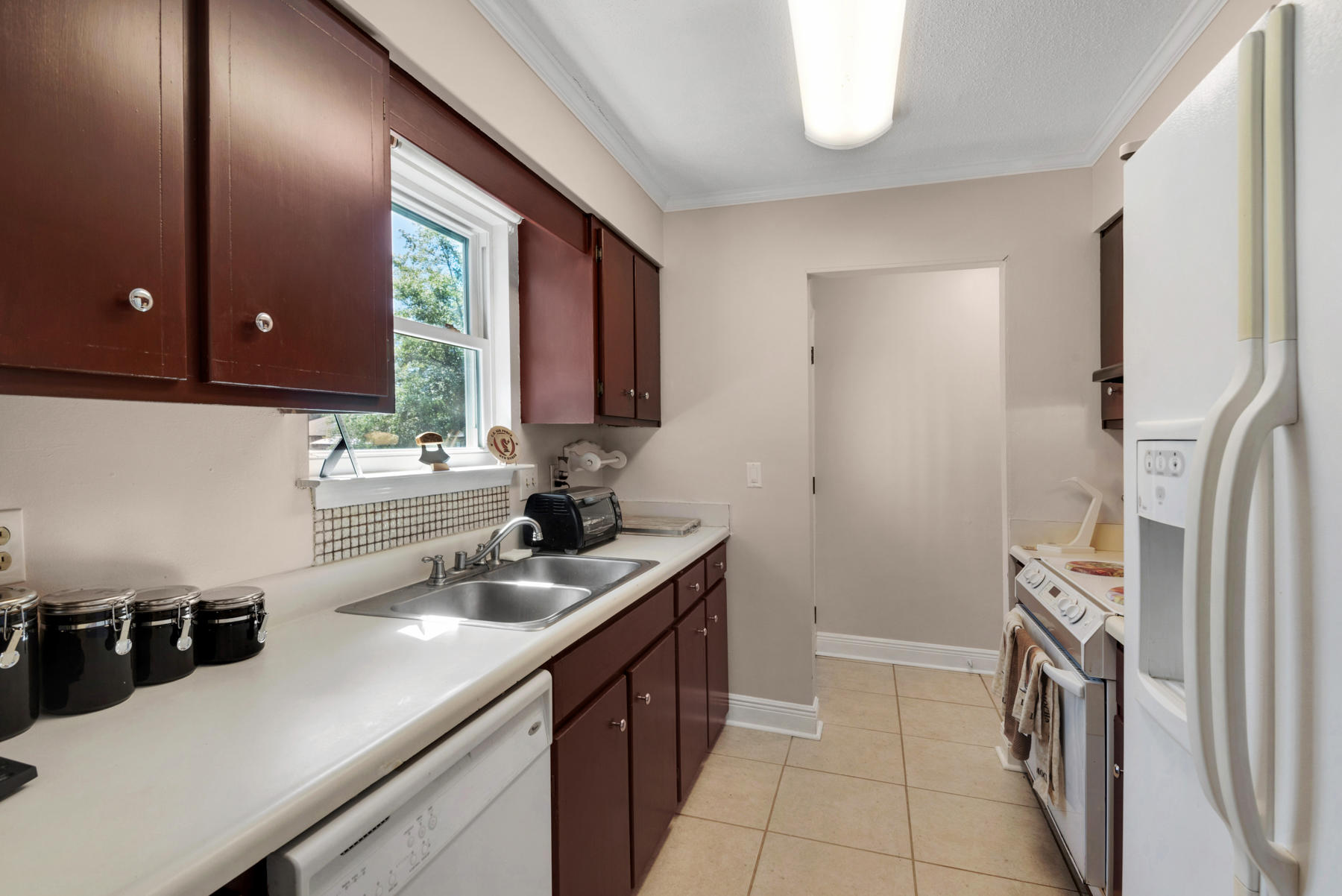 VALPARAISO PINECREST - Residential