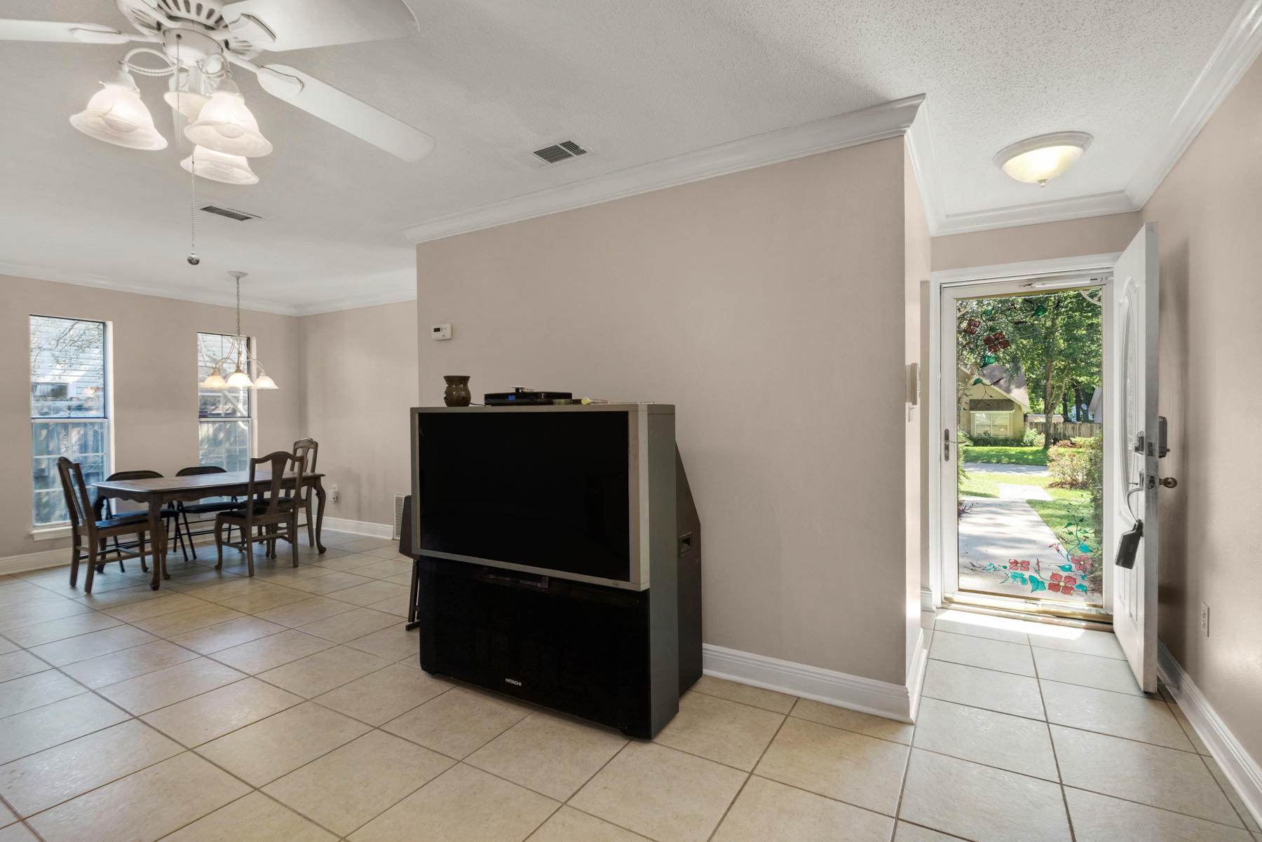 VALPARAISO PINECREST - Residential