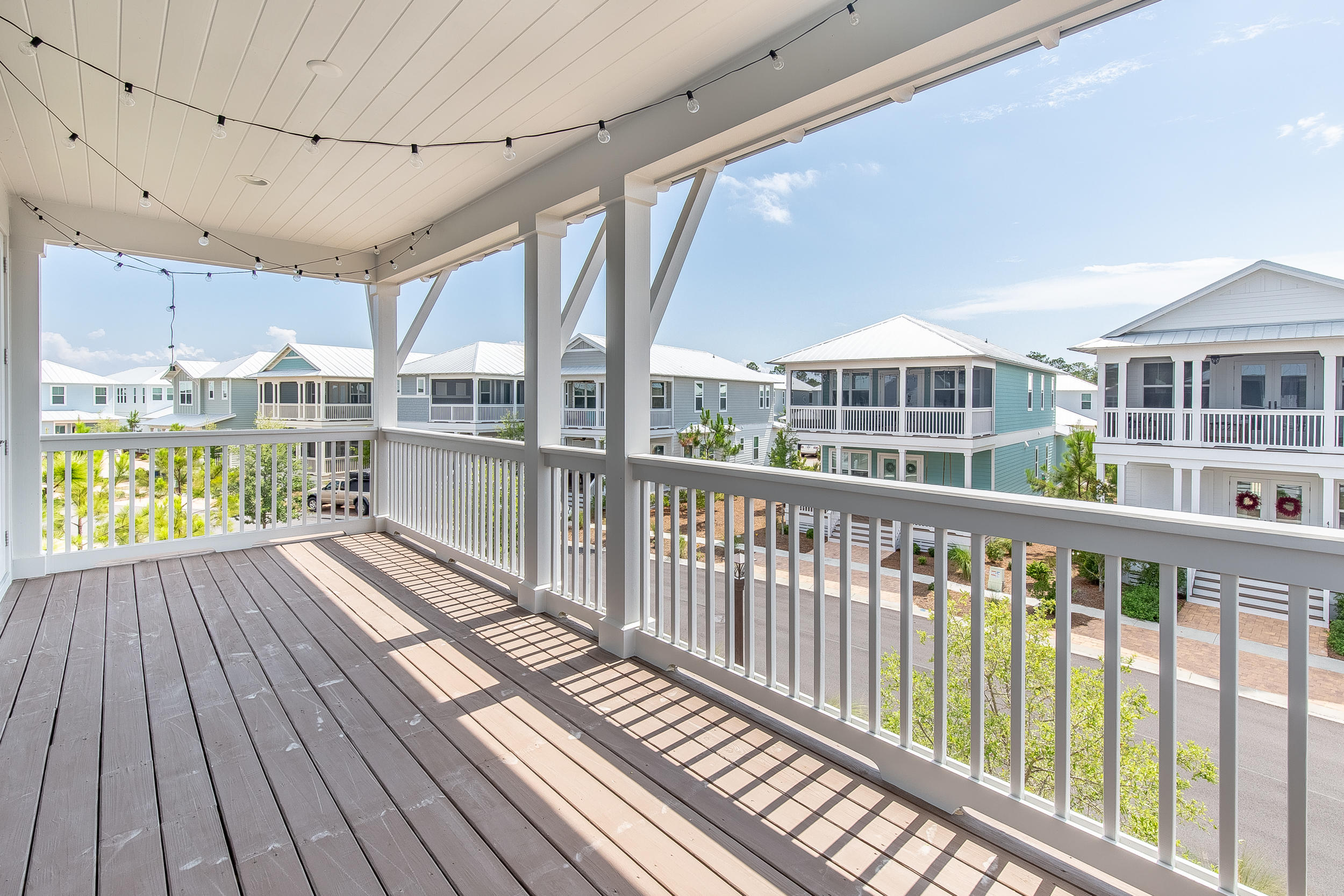 NATUREWALK AT SEAGROVE - Residential