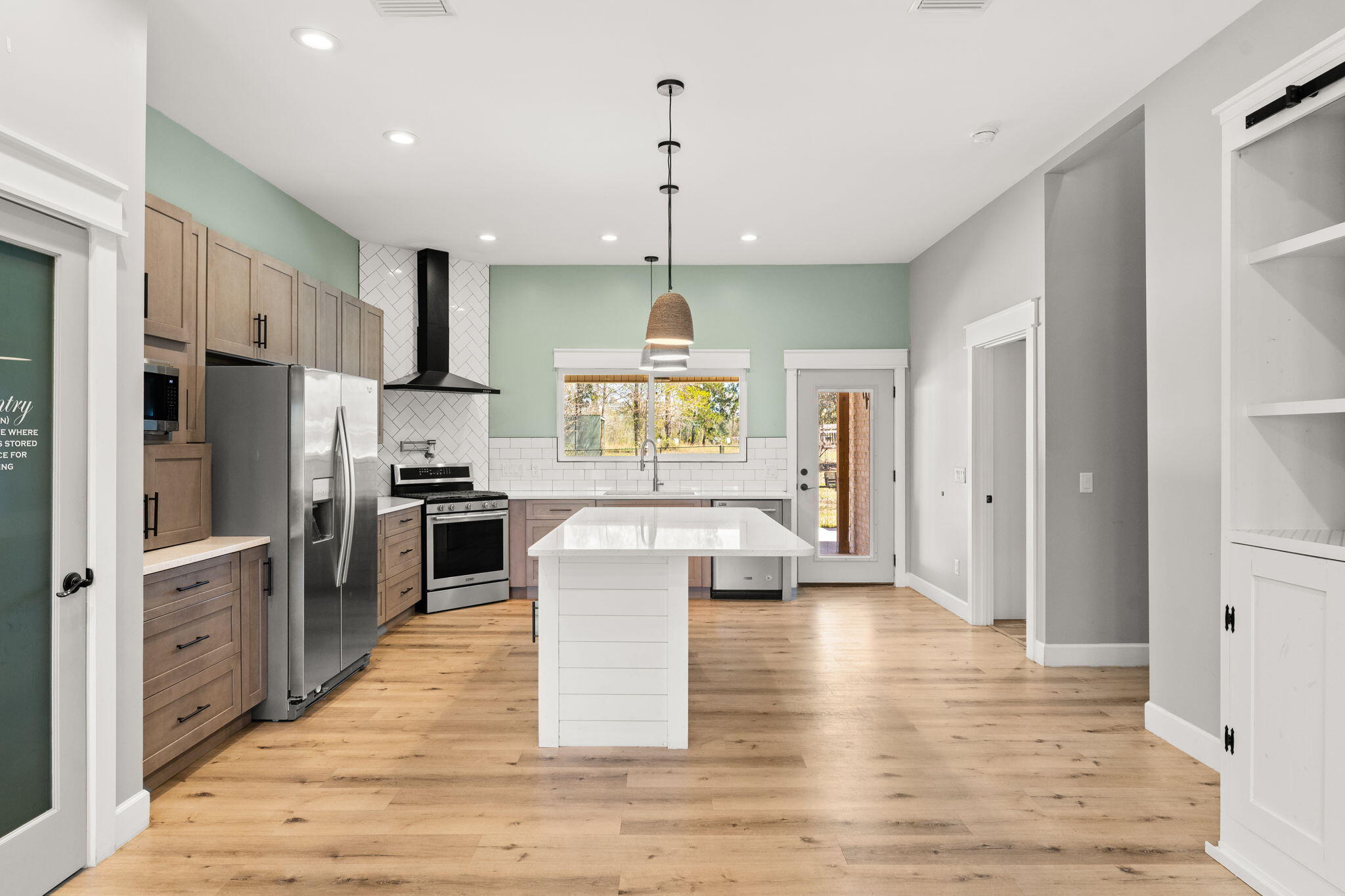 NO RECORDED SUBDIVISION - Residential