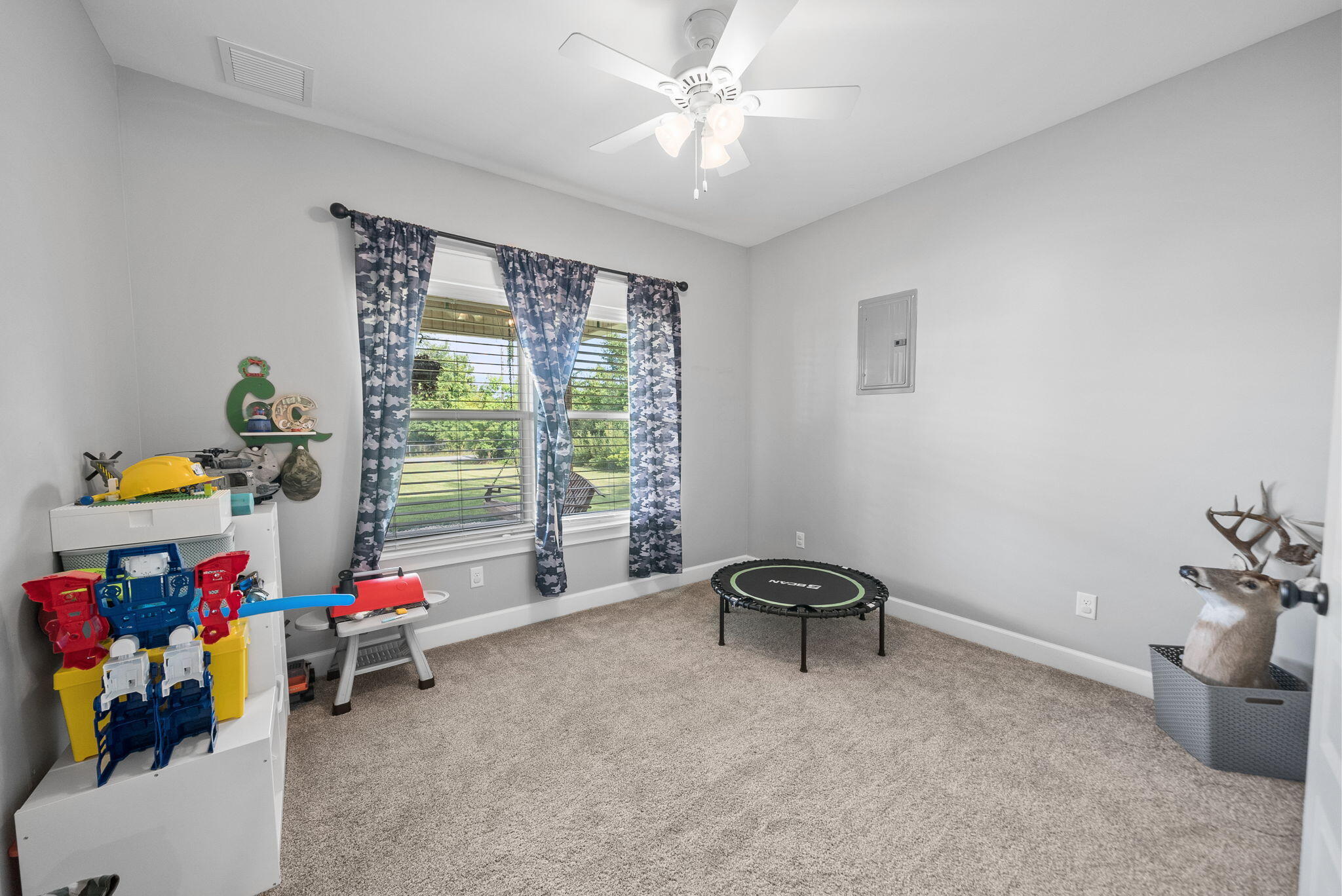 NO RECORDED SUBDIVISION - Residential