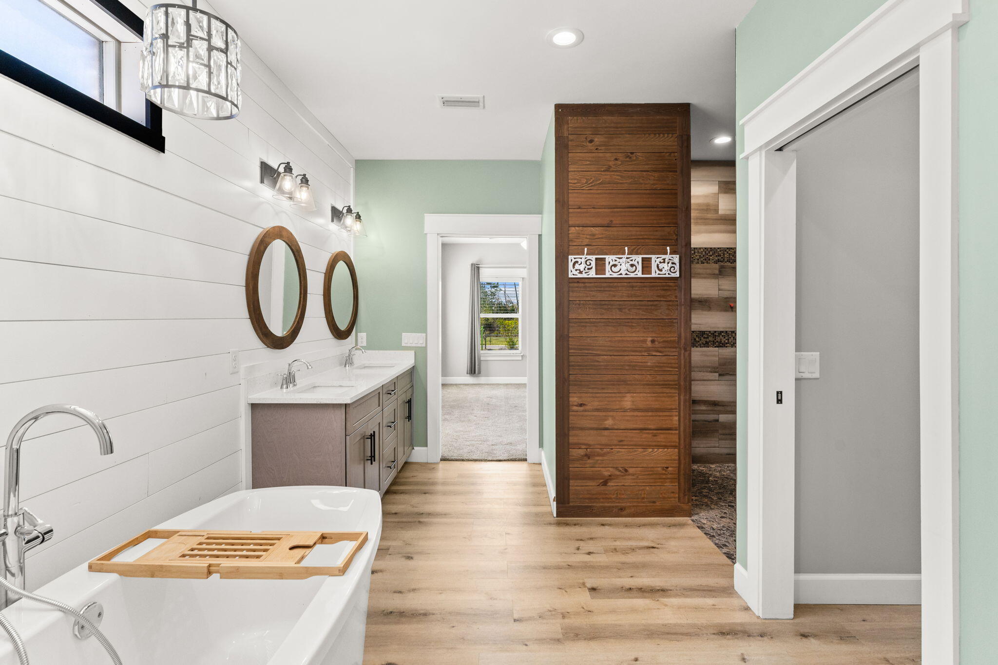 NO RECORDED SUBDIVISION - Residential