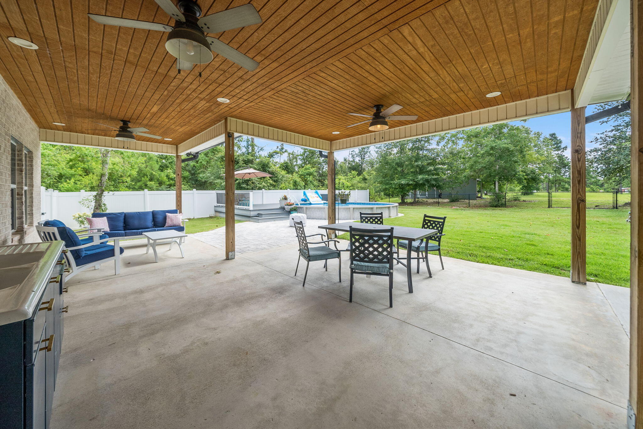 NO RECORDED SUBDIVISION - Residential