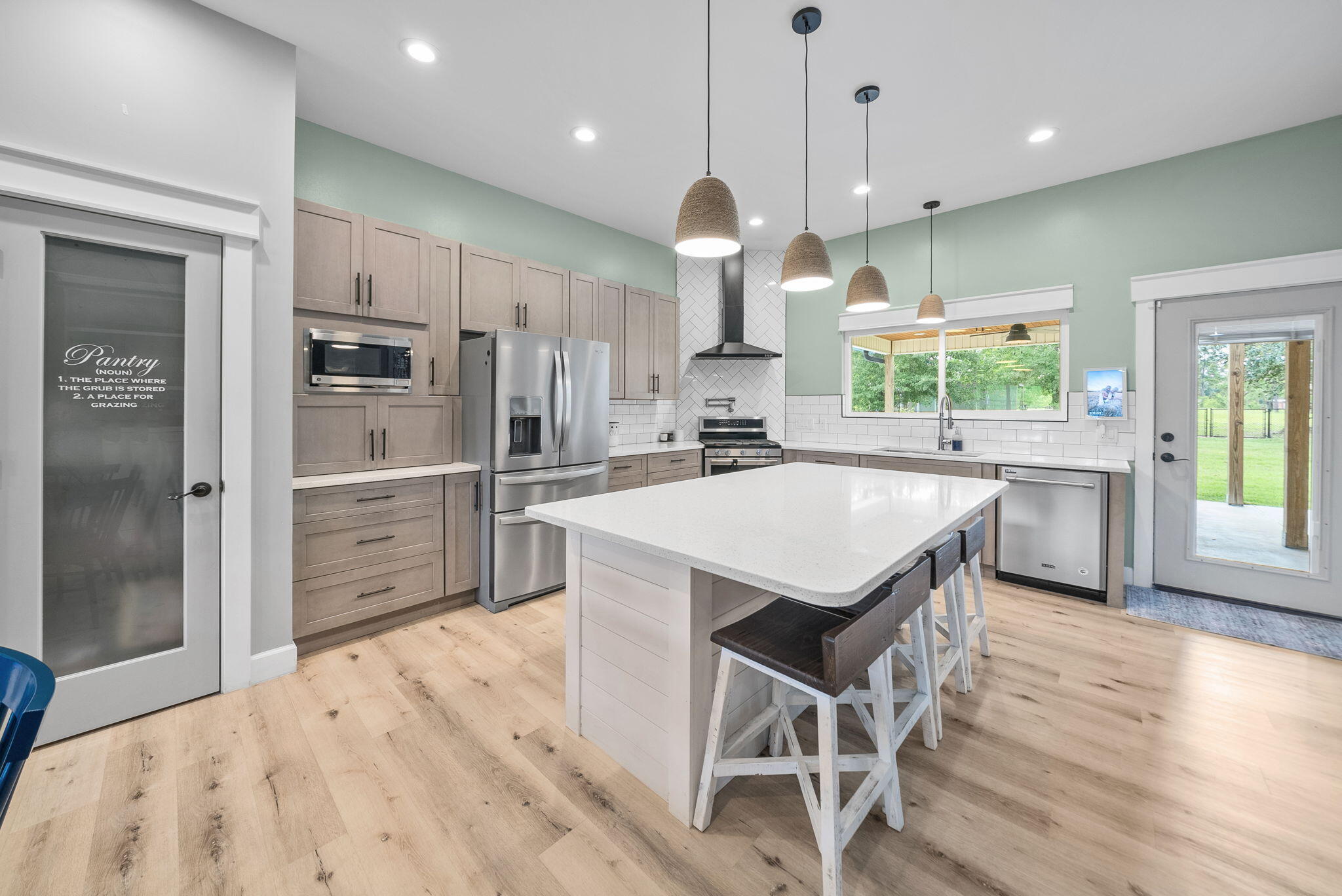 NO RECORDED SUBDIVISION - Residential