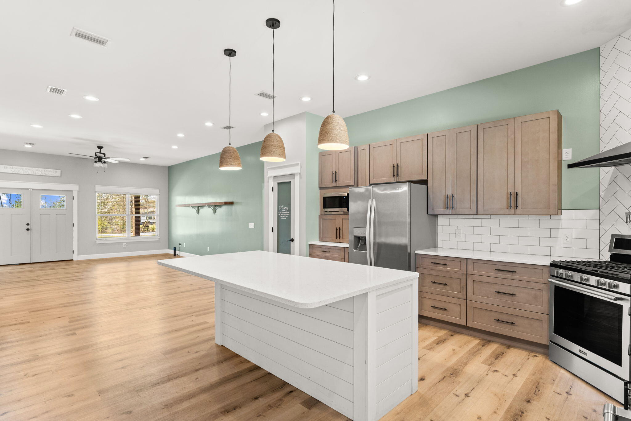 NO RECORDED SUBDIVISION - Residential