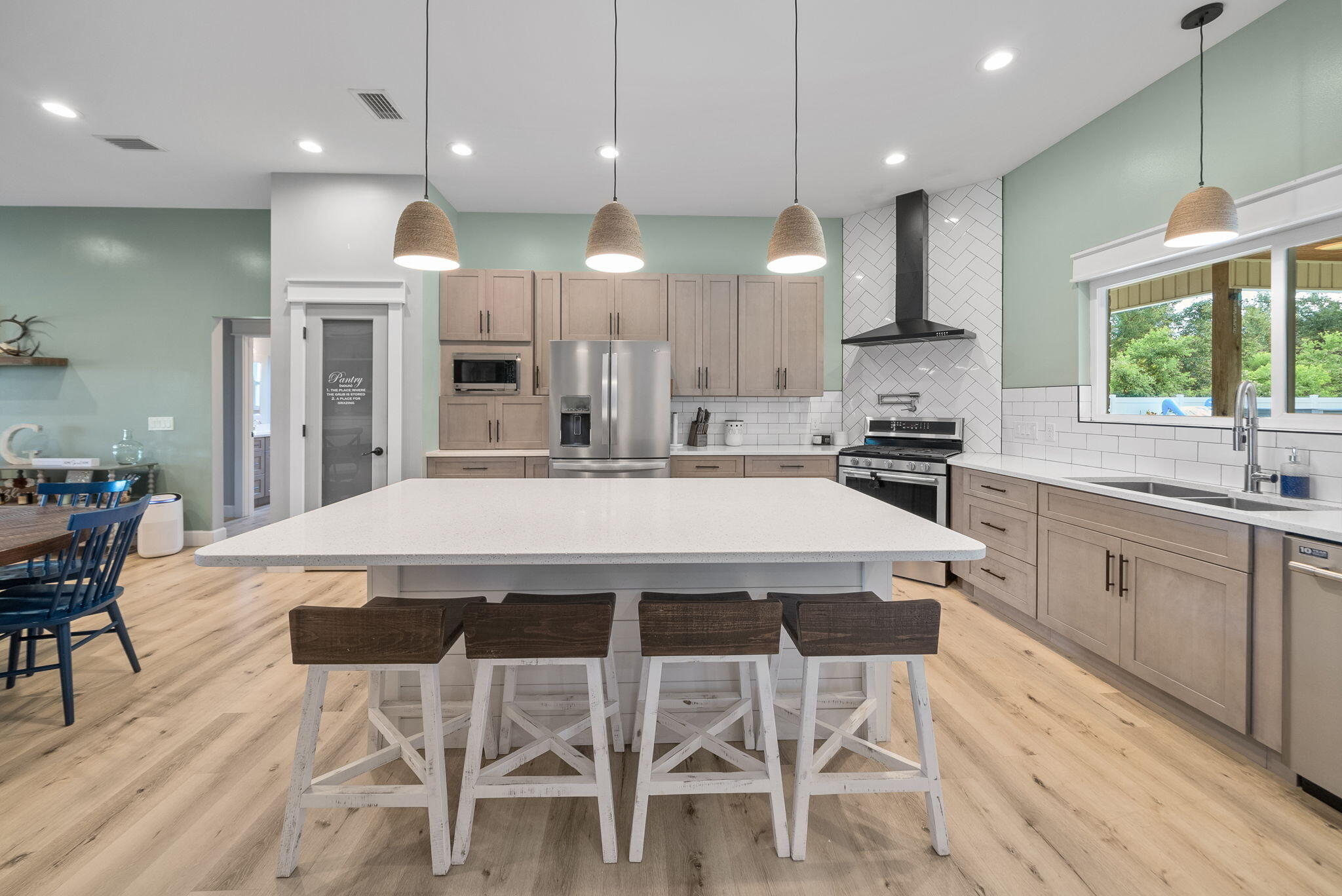 NO RECORDED SUBDIVISION - Residential