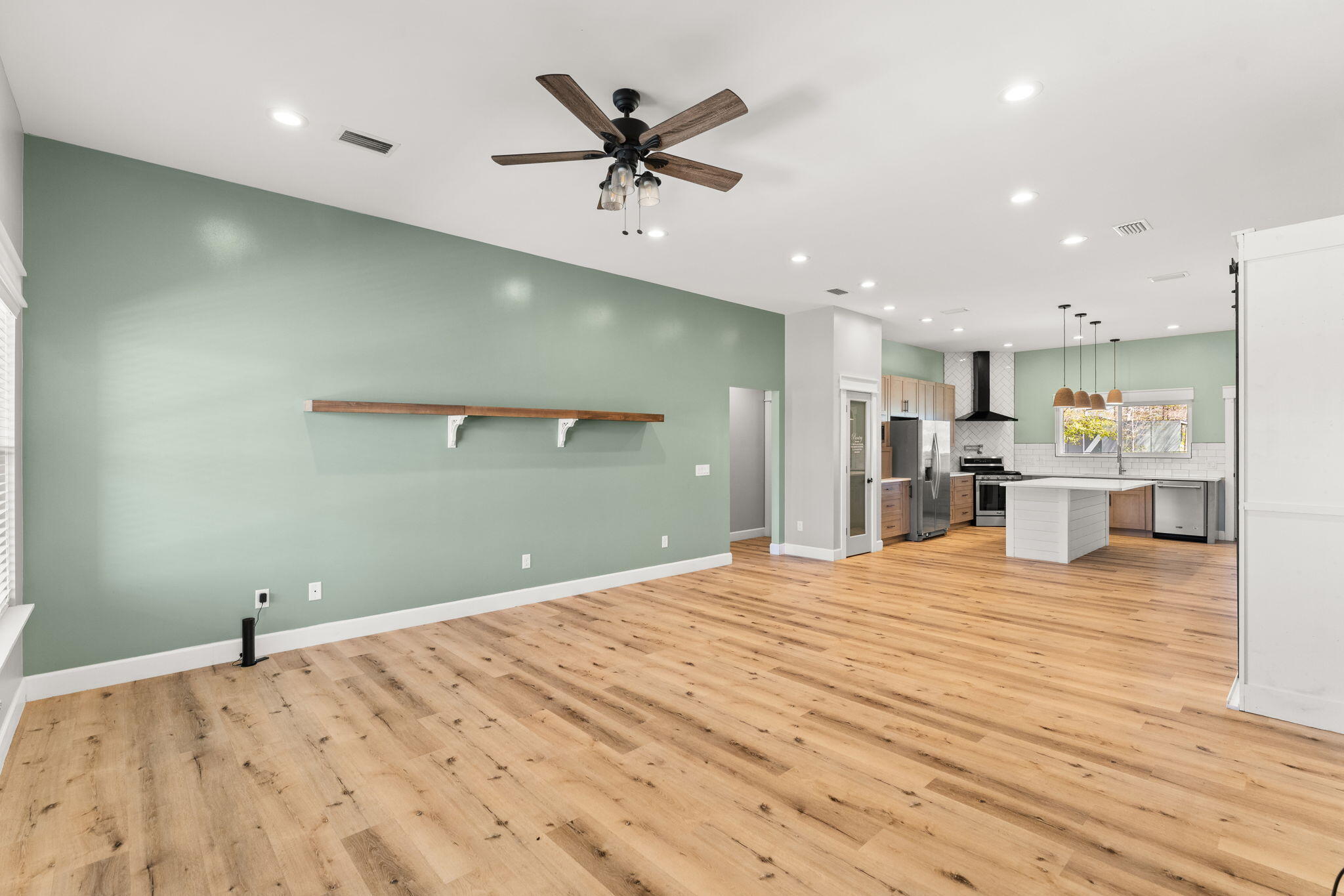 NO RECORDED SUBDIVISION - Residential