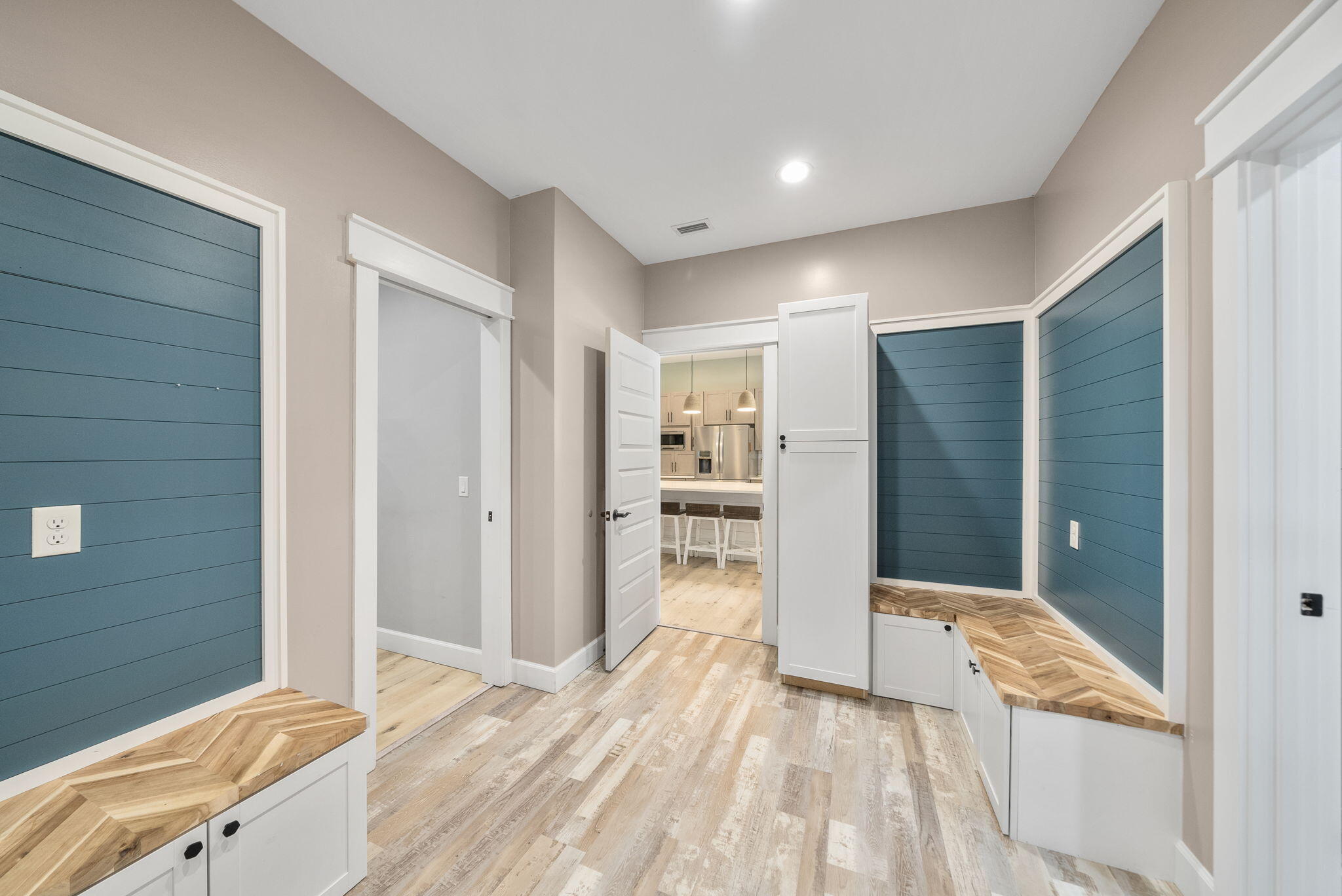 NO RECORDED SUBDIVISION - Residential