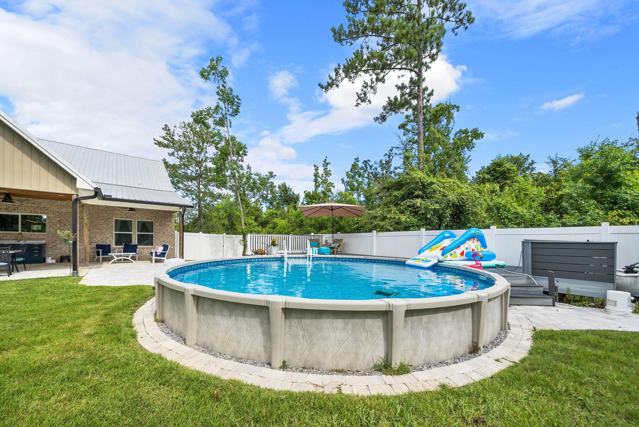 NO RECORDED SUBDIVISION - Residential