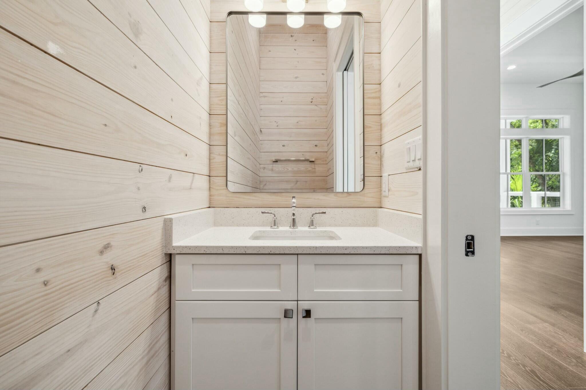 EASTERN LAKE S/D - Residential