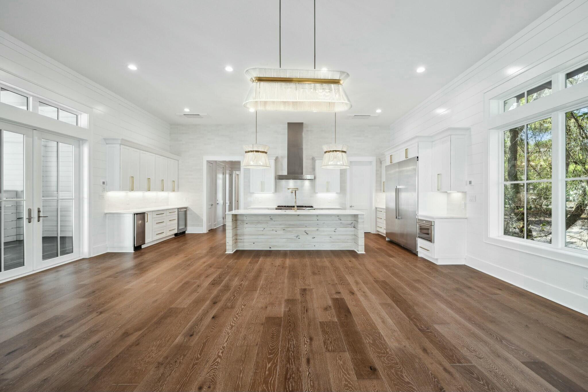 EASTERN LAKE S/D - Residential