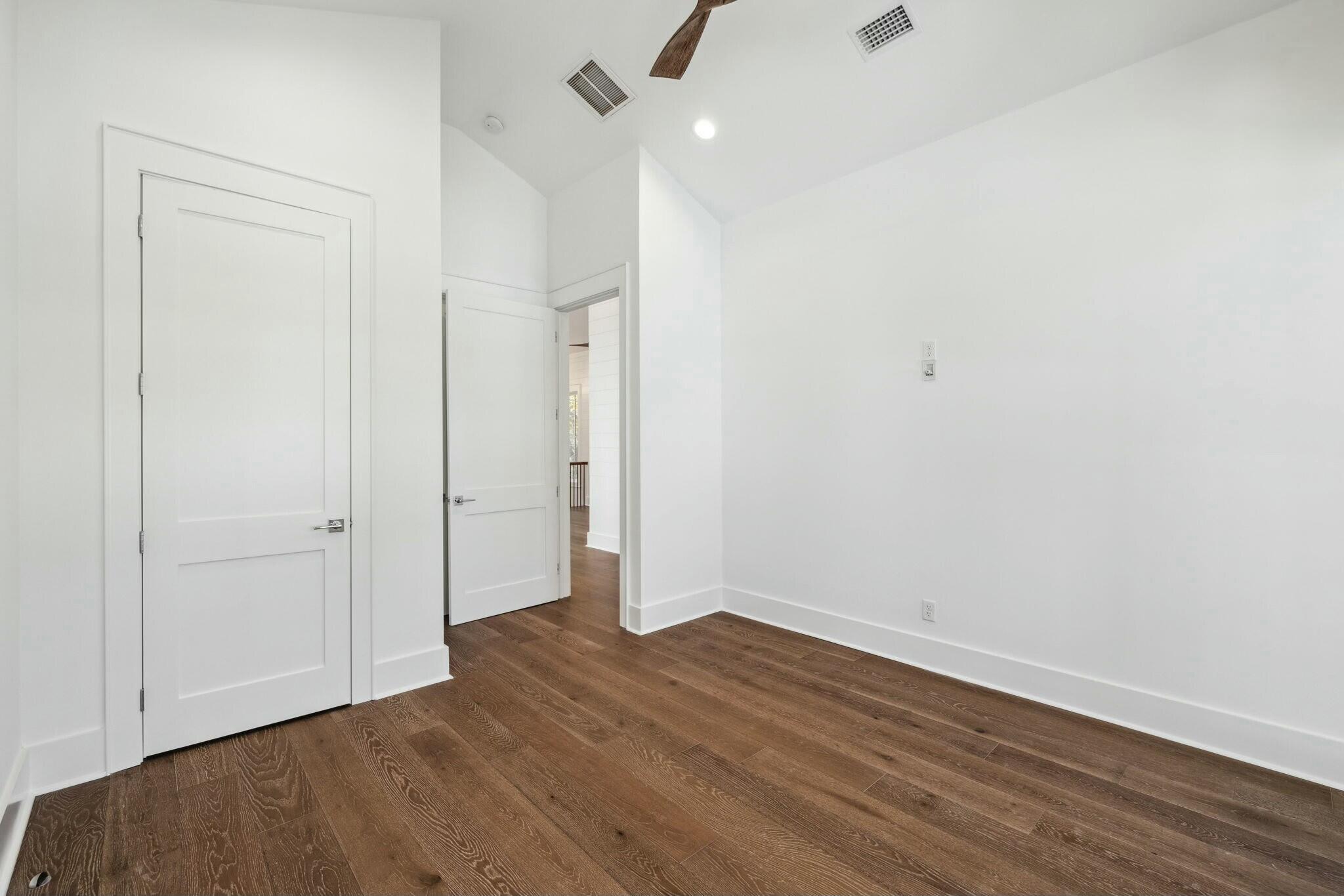 EASTERN LAKE S/D - Residential