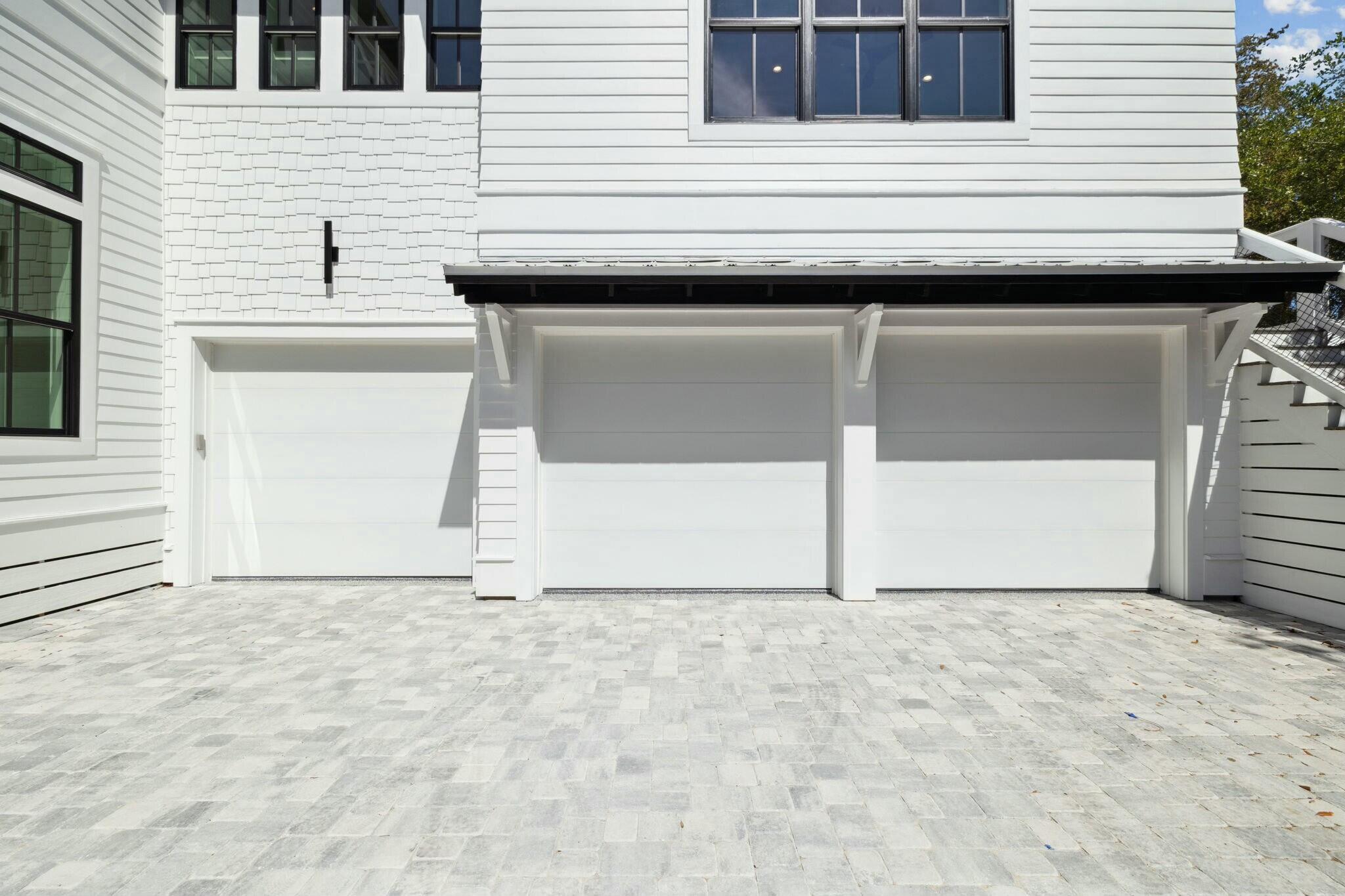 EASTERN LAKE S/D - Residential