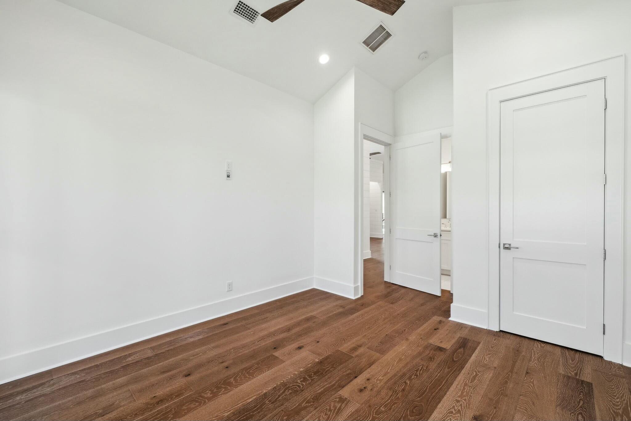 EASTERN LAKE S/D - Residential