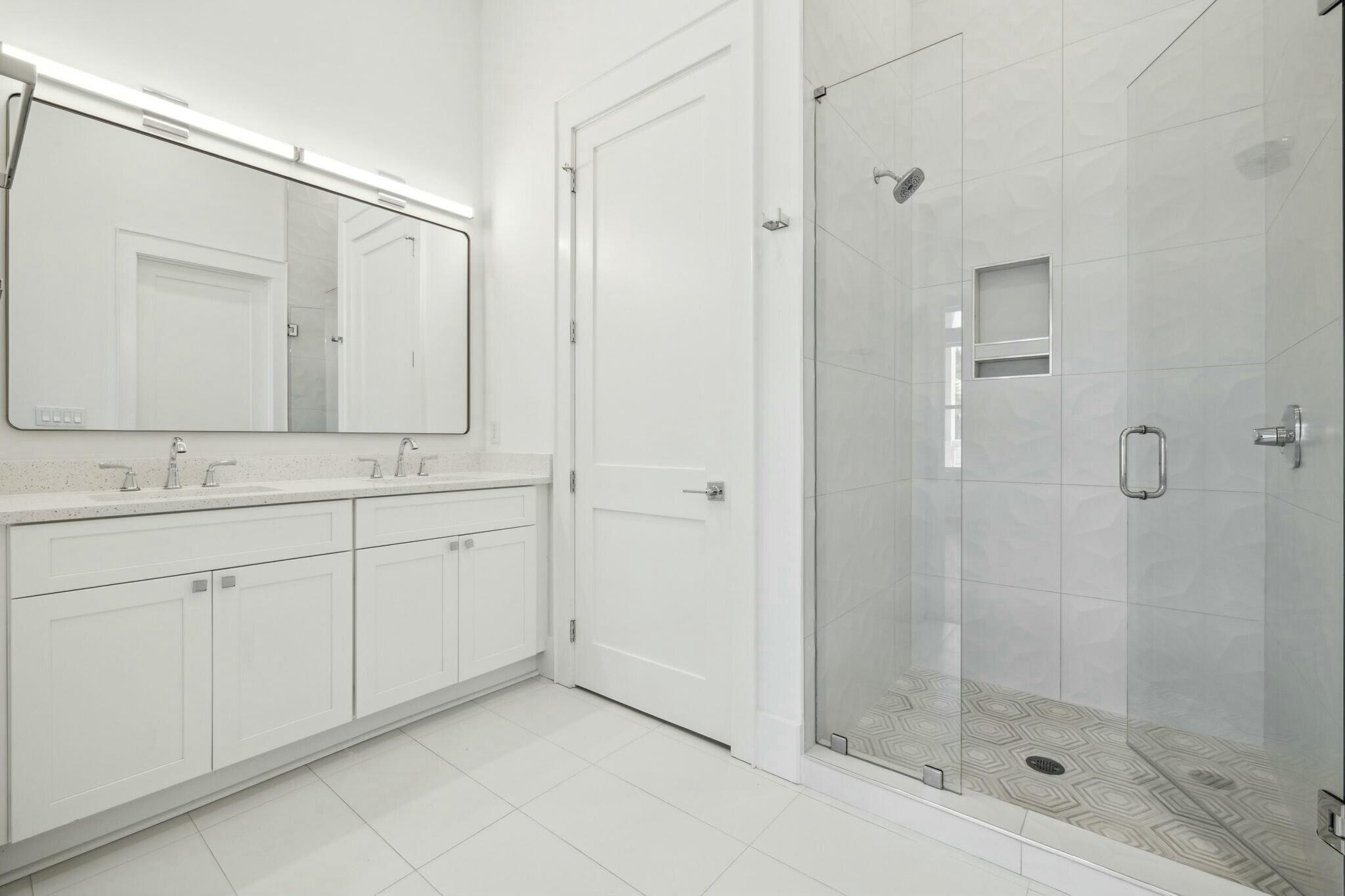 EASTERN LAKE S/D - Residential