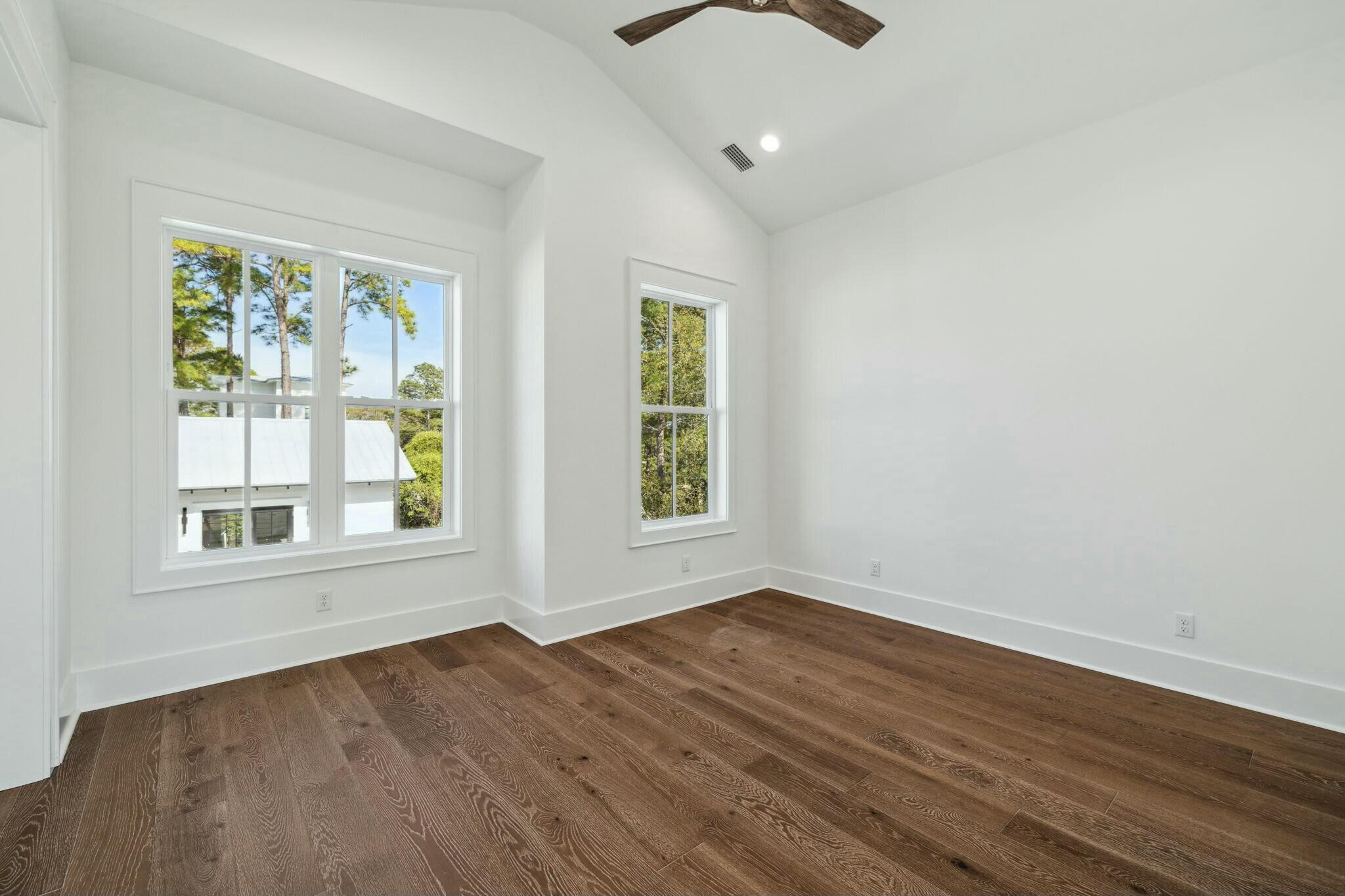 EASTERN LAKE S/D - Residential