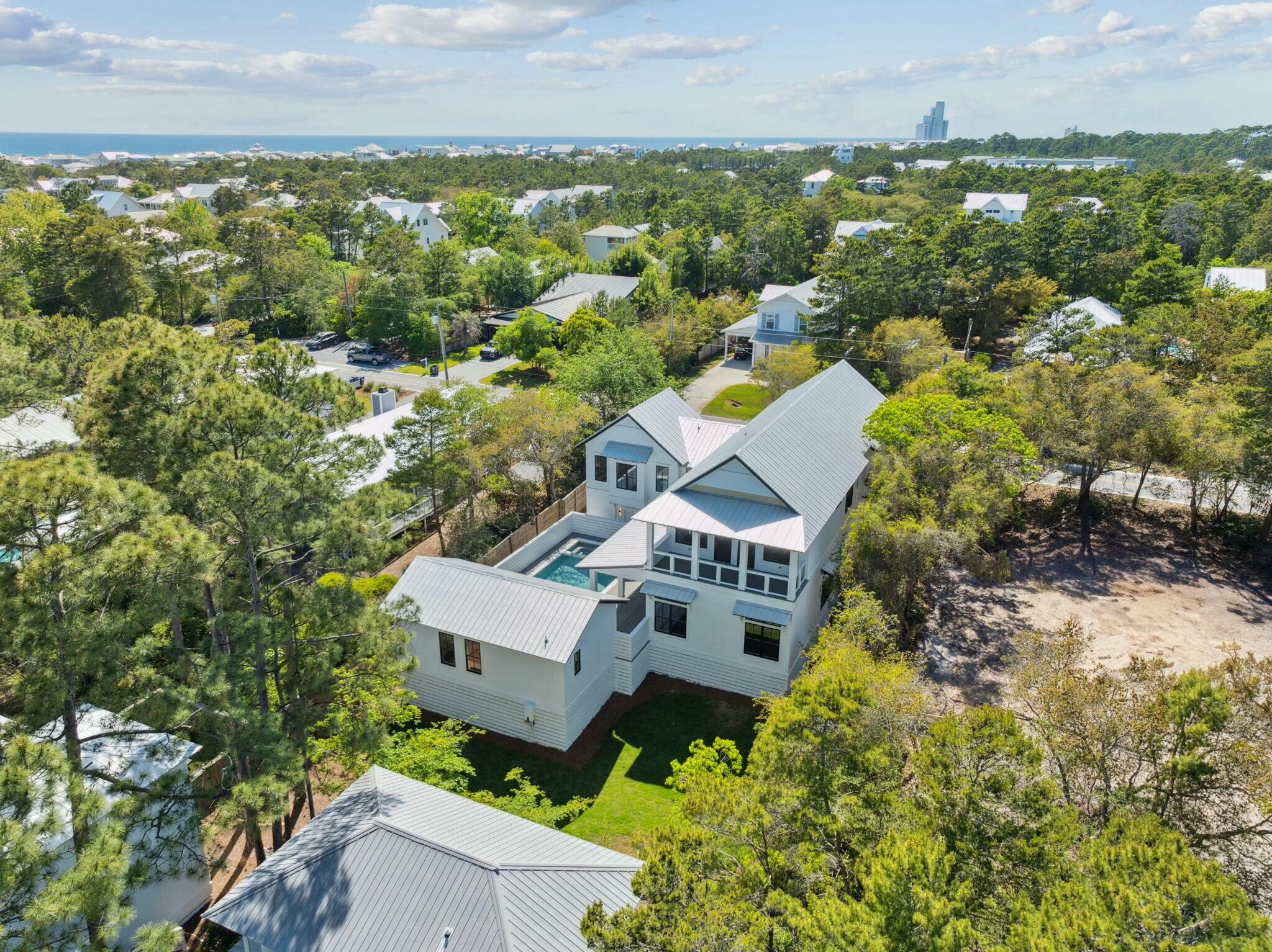 EASTERN LAKE S/D - Residential