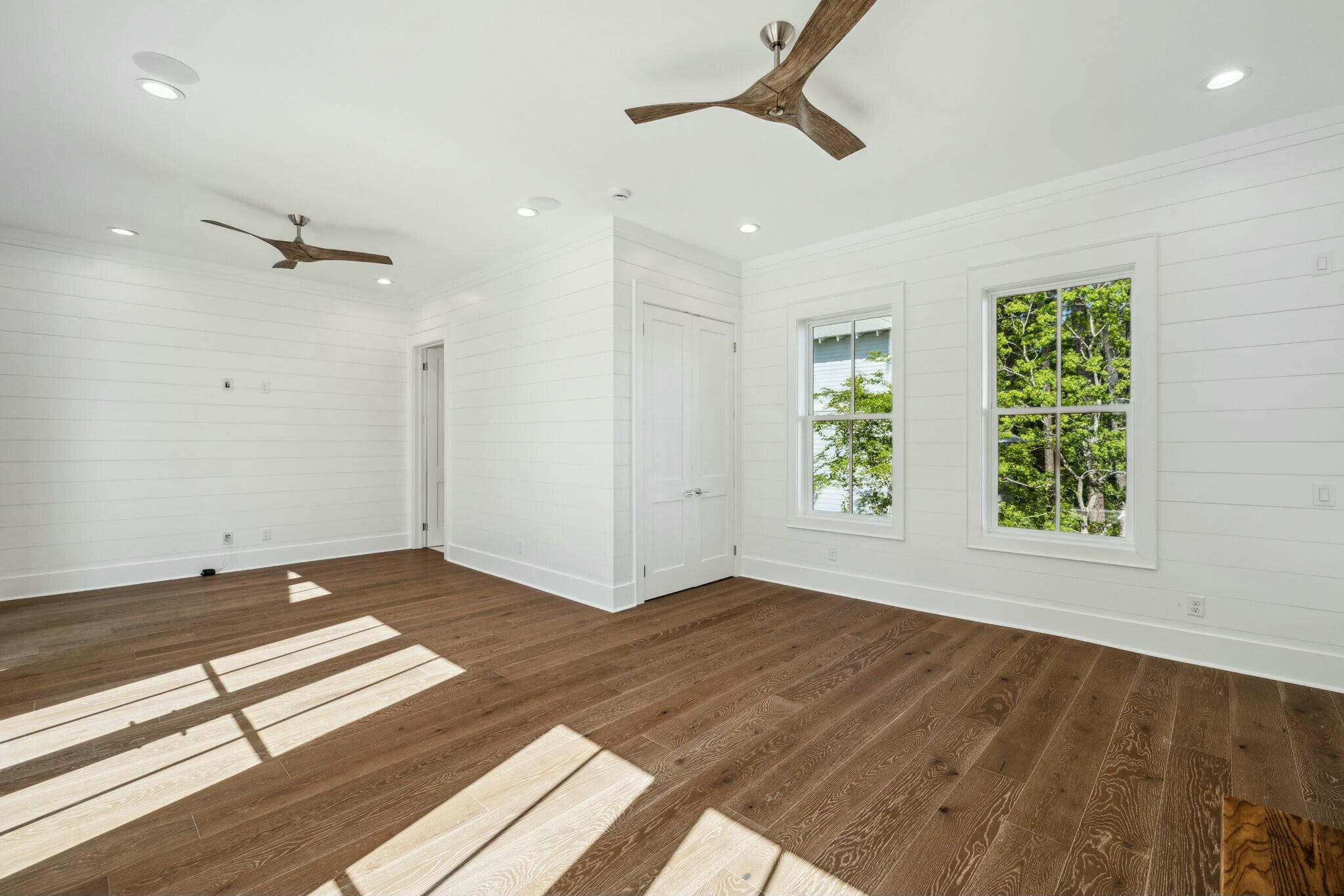 EASTERN LAKE S/D - Residential