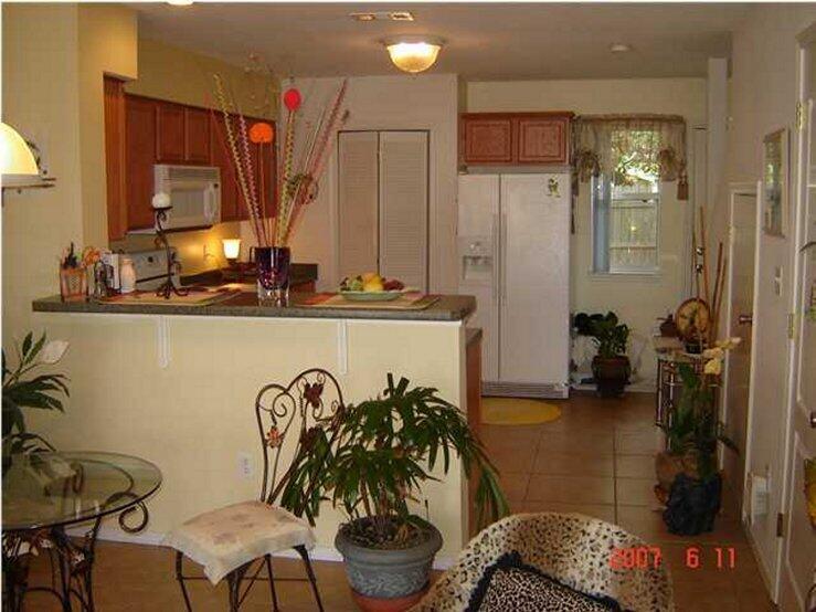 SHAY LIN T/H - Residential Lease