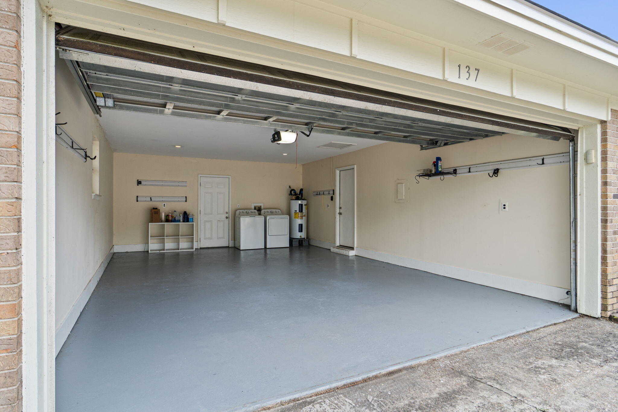 CIMARRON ESTATES - Residential Lease