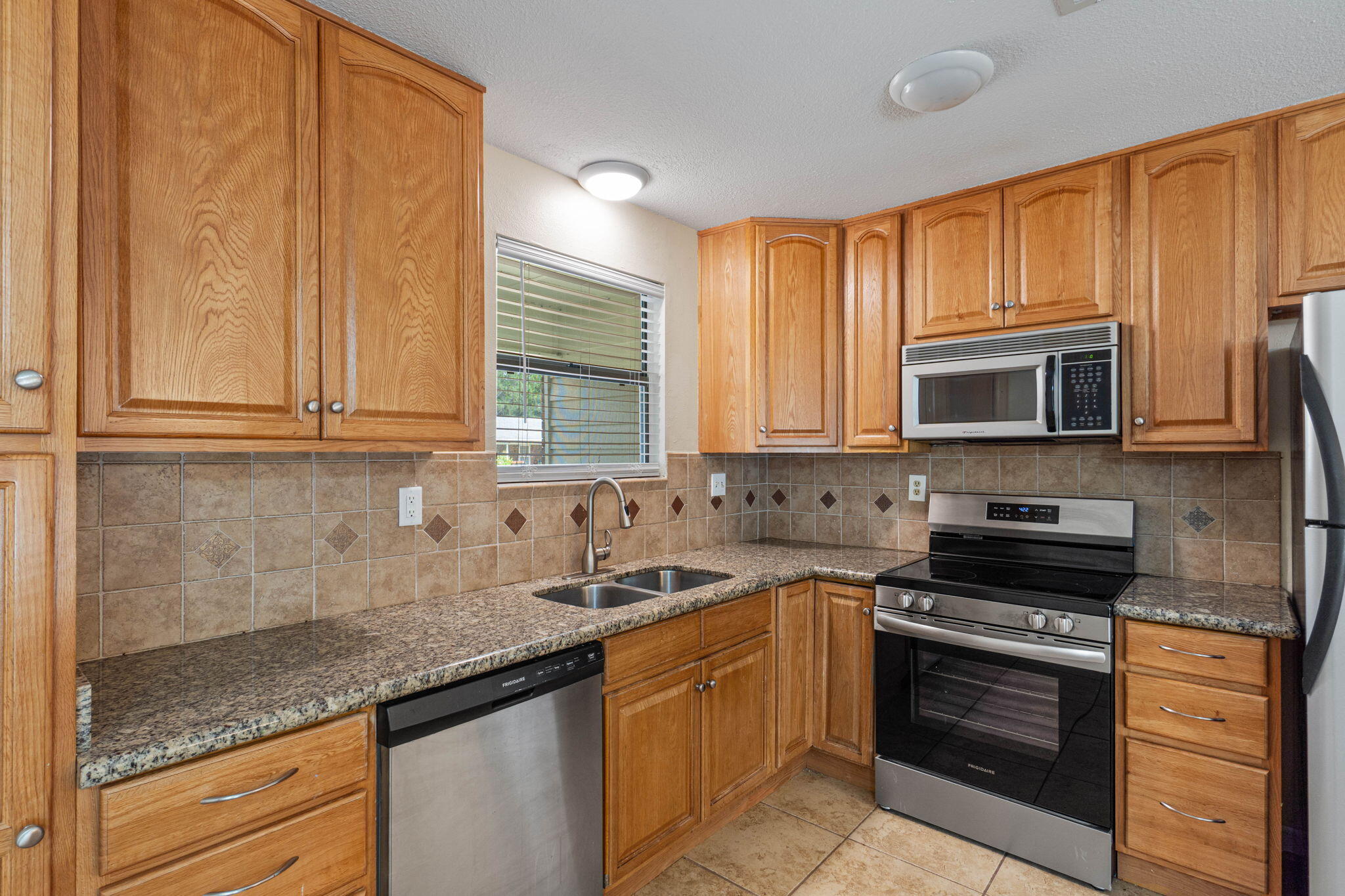 CIMARRON ESTATES - Residential Lease