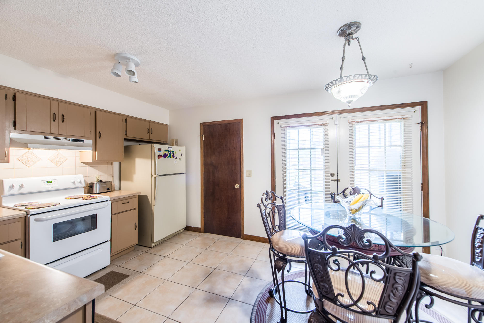 BROWNSVILLE STATION 3 - Residential