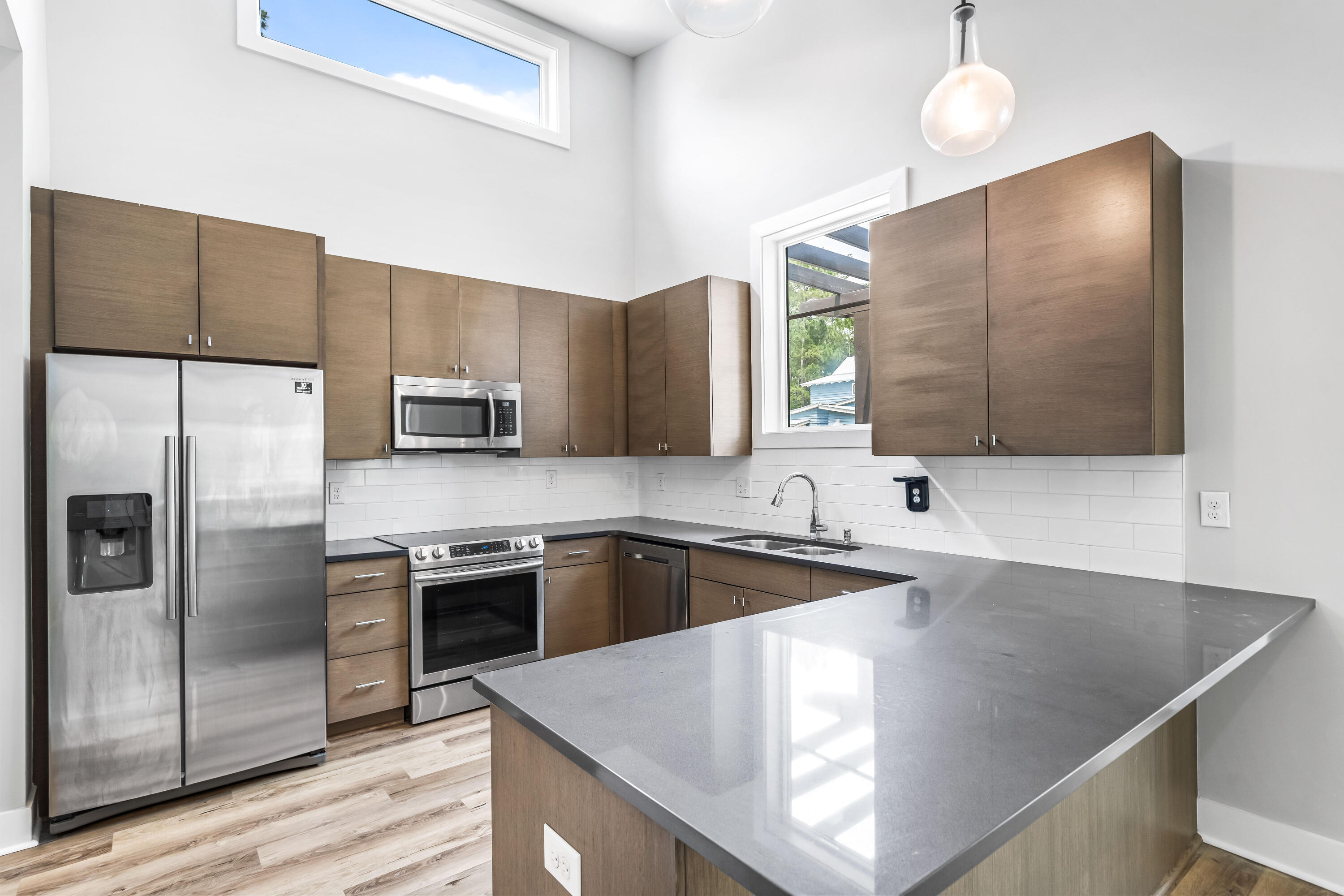 EDEN'S LANDING - Residential